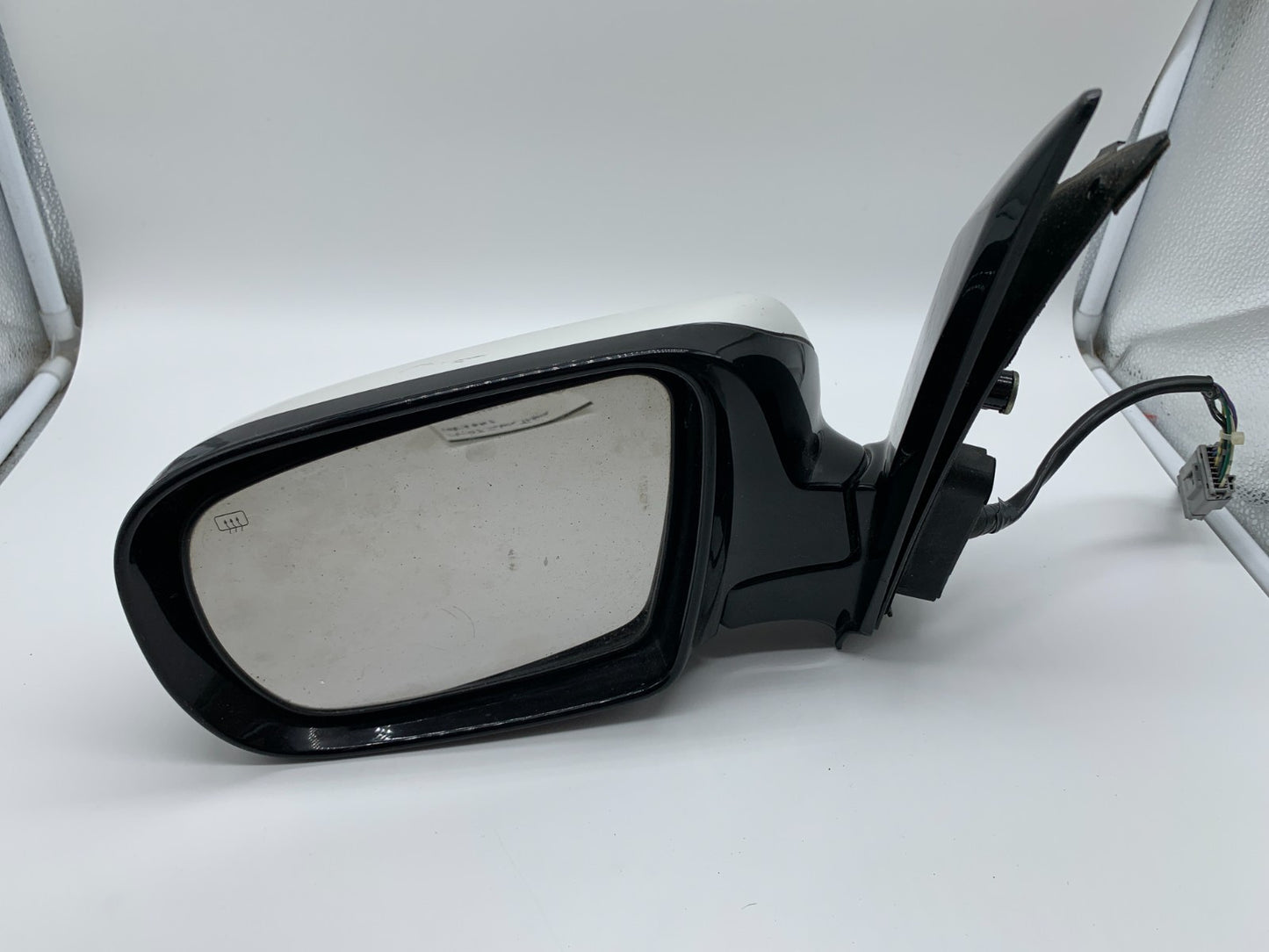 2006-2007 Subaru B9 Tribeca Driver Side View Power Door Mirror OEM C04B51002