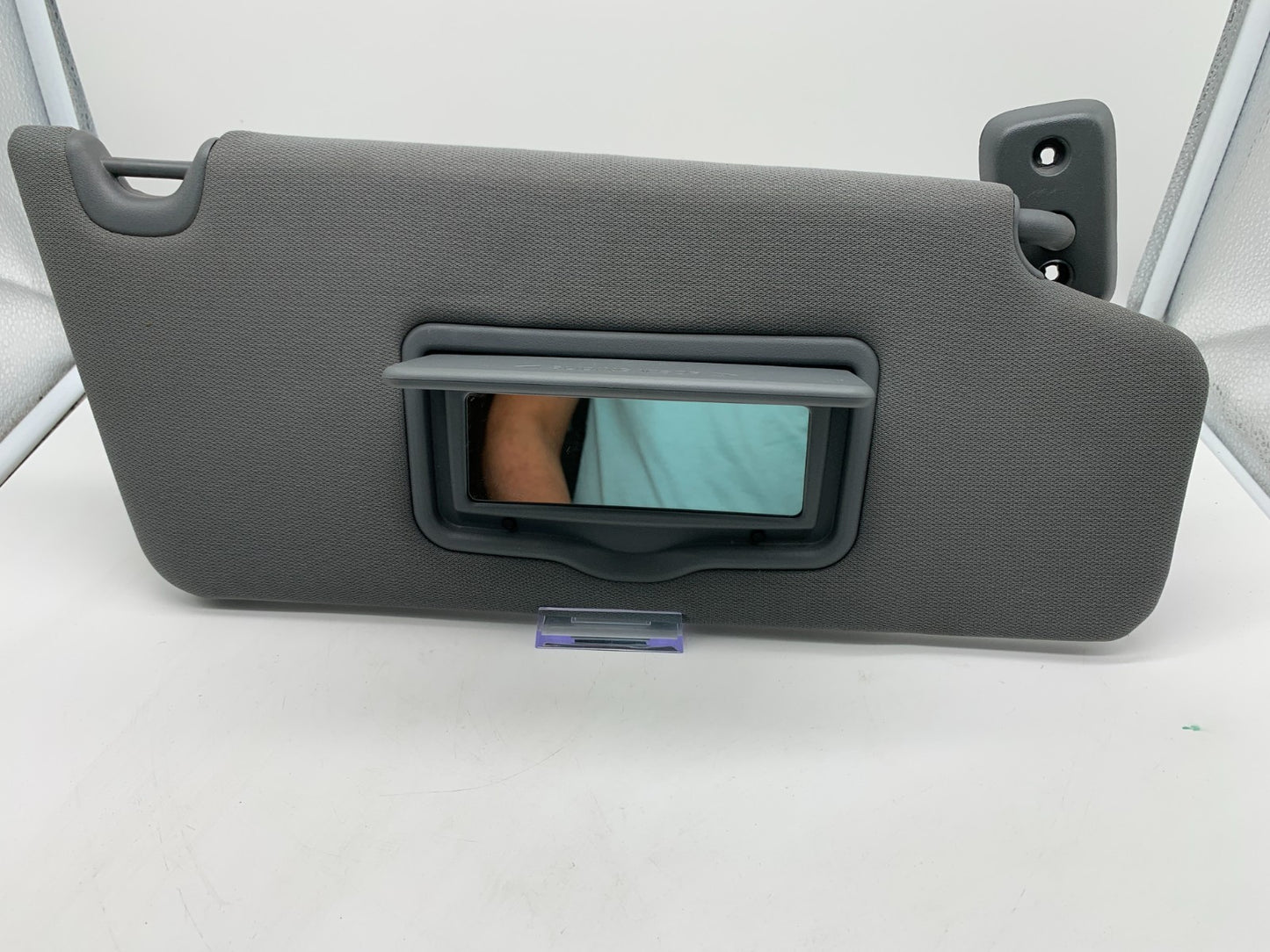 2011-2014 Ford F150 Passenger Sun Visor Sunvisor Gray OEM C03B32005