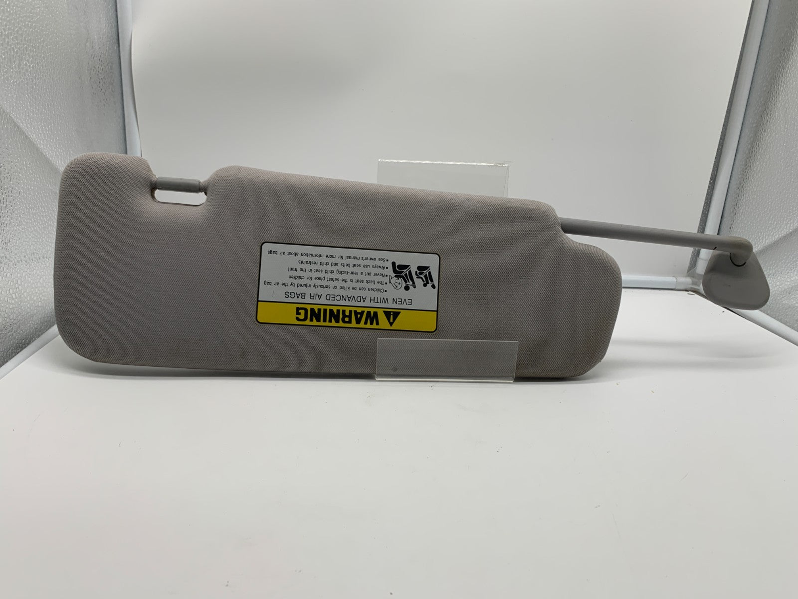 2011-2015 Hyundai Sonata Driver Sun Visor Gray Illuminated OEM C01B39059