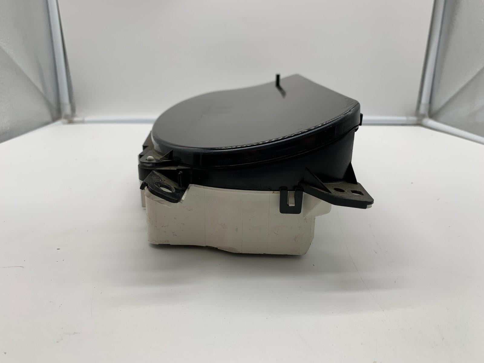 2001-2002 Mazda Millenia Speedometer Instrument Cluster 83123 Miles C04B63007