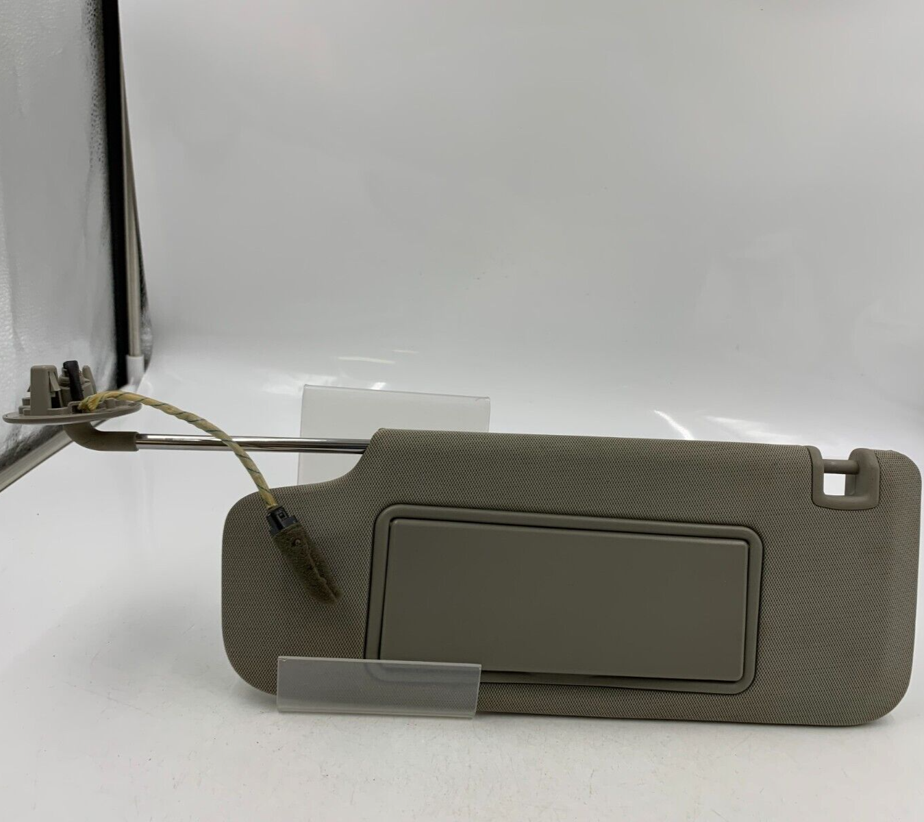 2014-2019 Cadillac ATS Driver Sun Visor Gray Illuminated OEM D02B63006