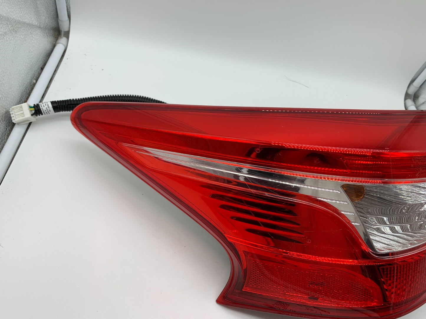 2016-2019 Nissan Sentra Driver Tail Light Taillight Quarter Panel OEM D02B70012