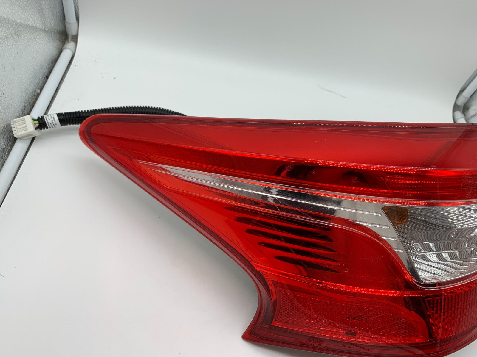 2016-2019 Nissan Sentra Driver Tail Light Taillight Quarter Panel OEM D02B70012