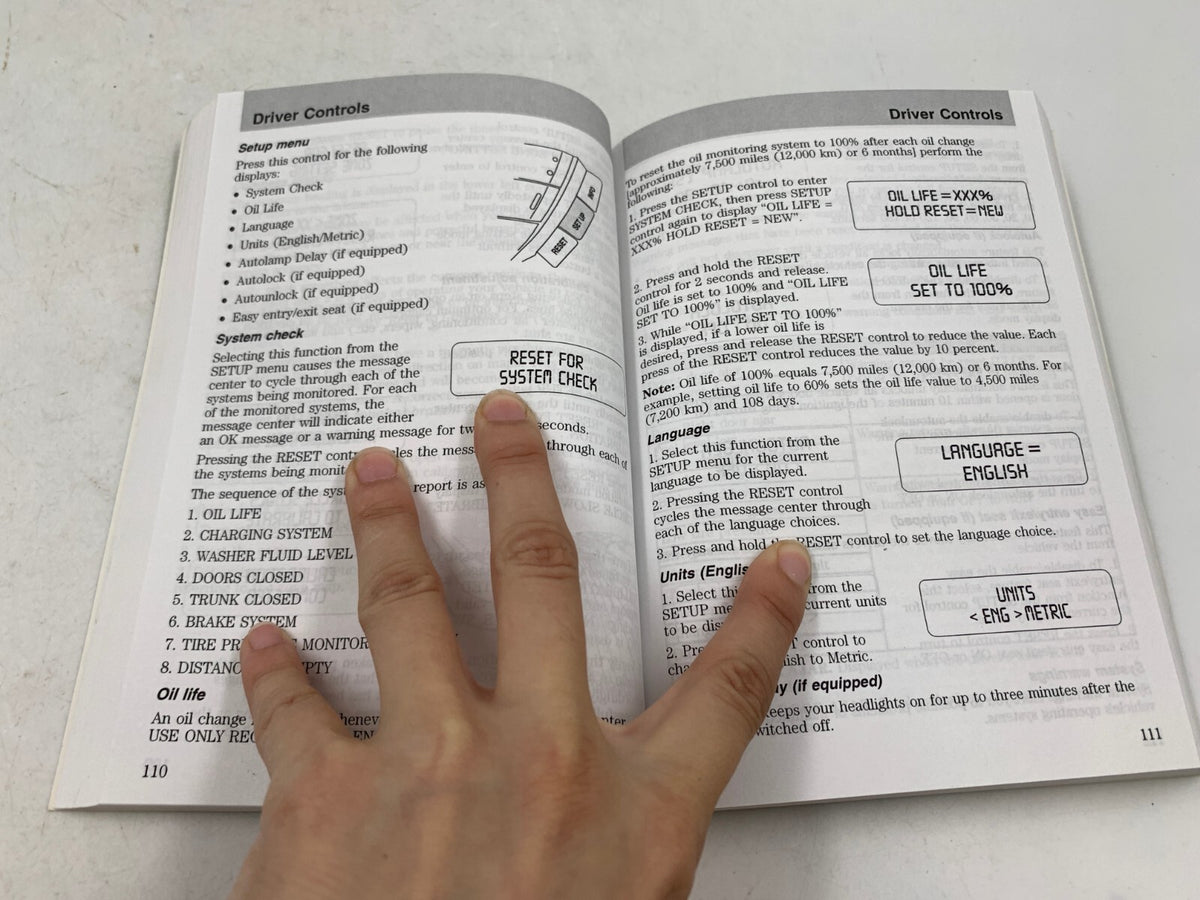 2008 Mercury Sable Owners Manual OEM C02B52010