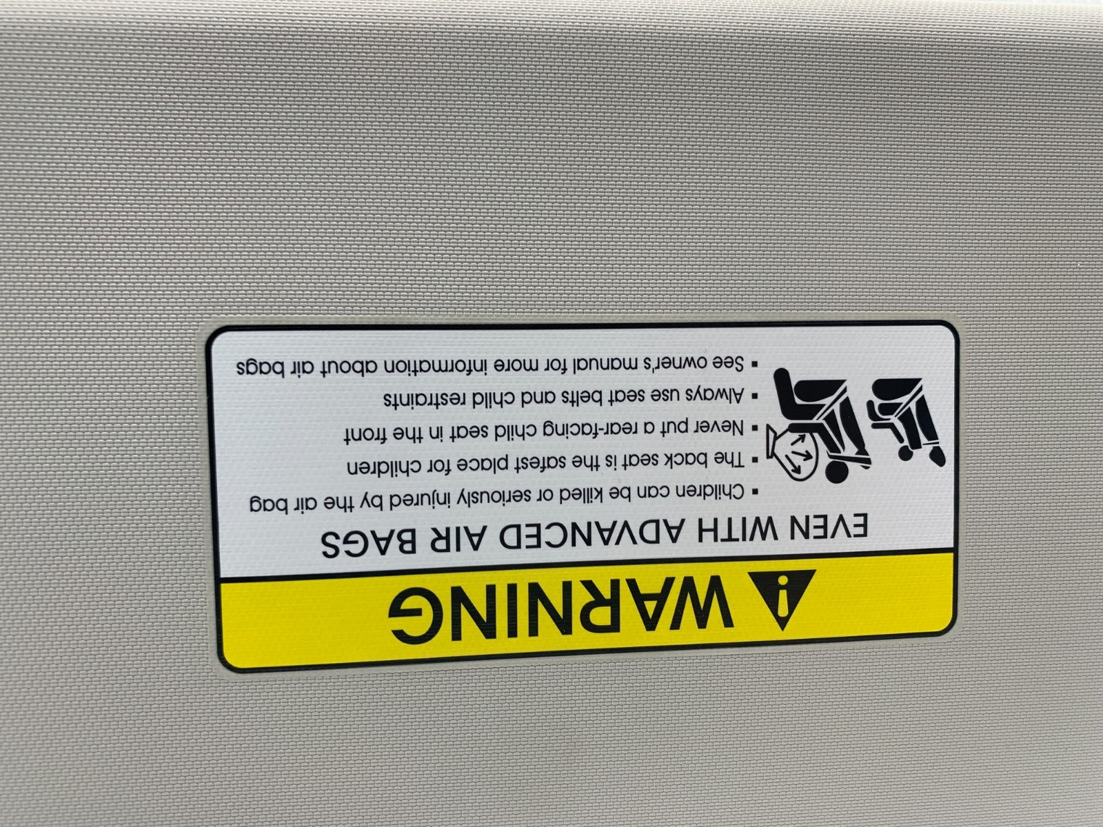 2014-2019 Kia Soul Passenger Sun Visor Gray Illuminated OEM A04B37024