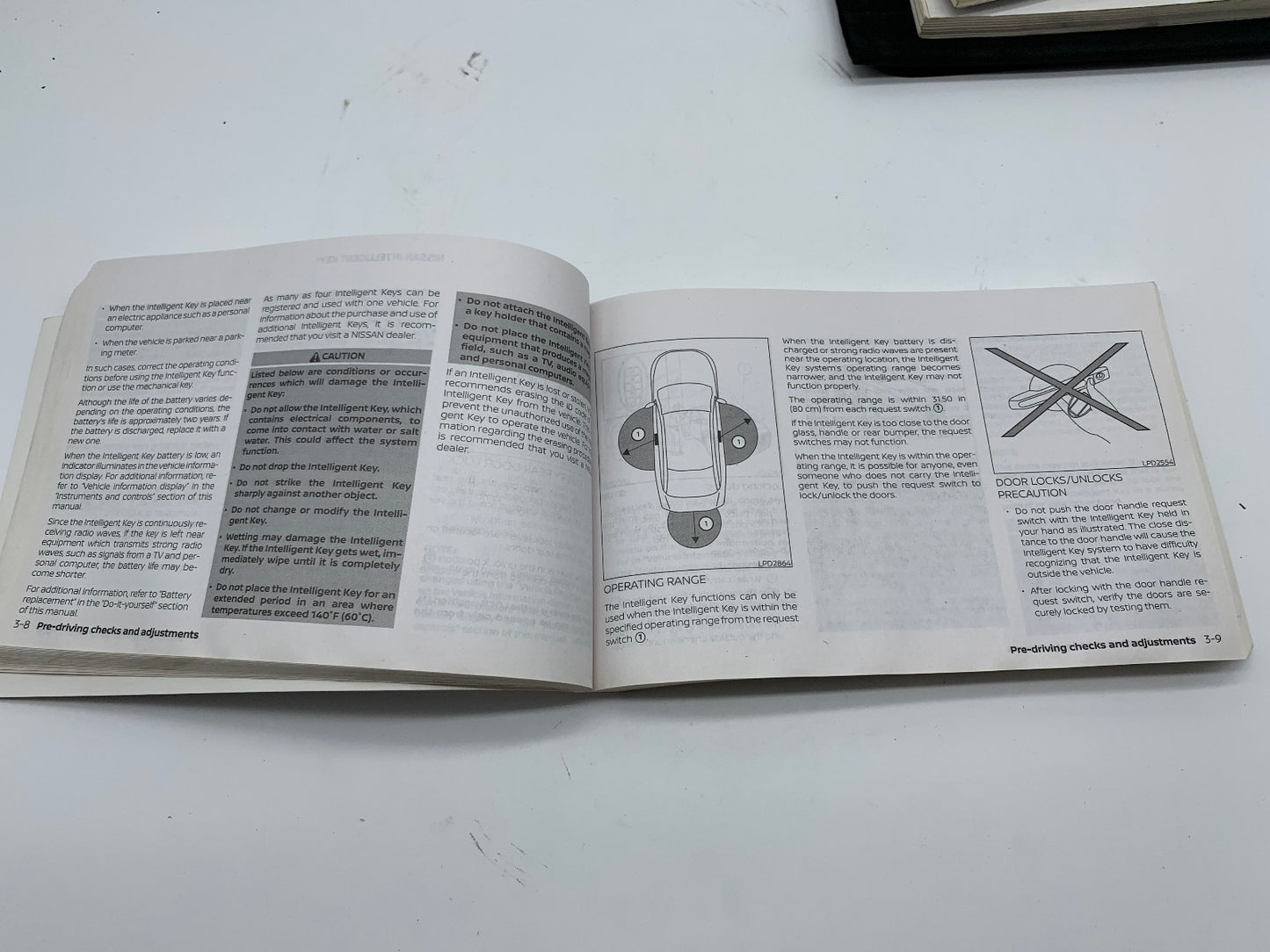 2020 Nissan Altima Sedan Owners Manual Set with Case OEM R01B30015