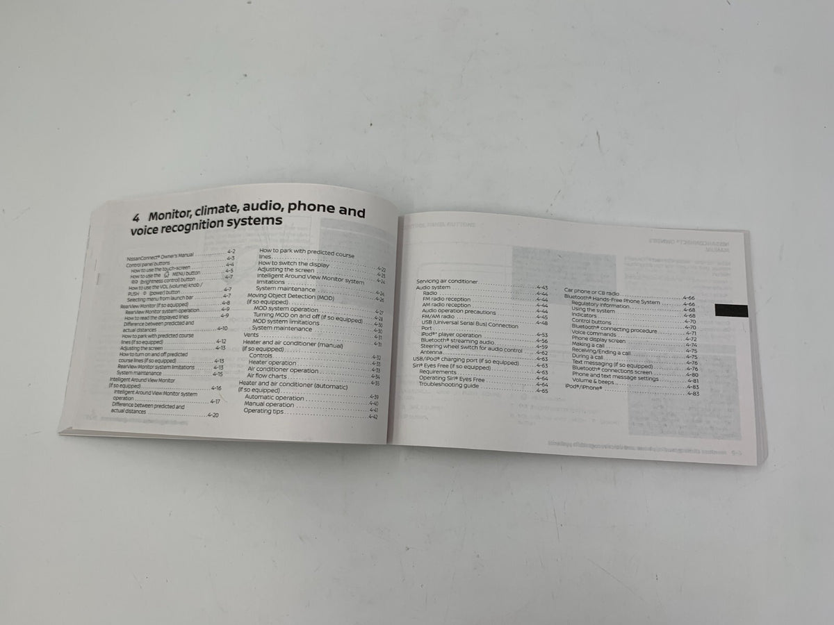 2021 Nissan Sentra Owners Manual Set with Case OEM R01B22003