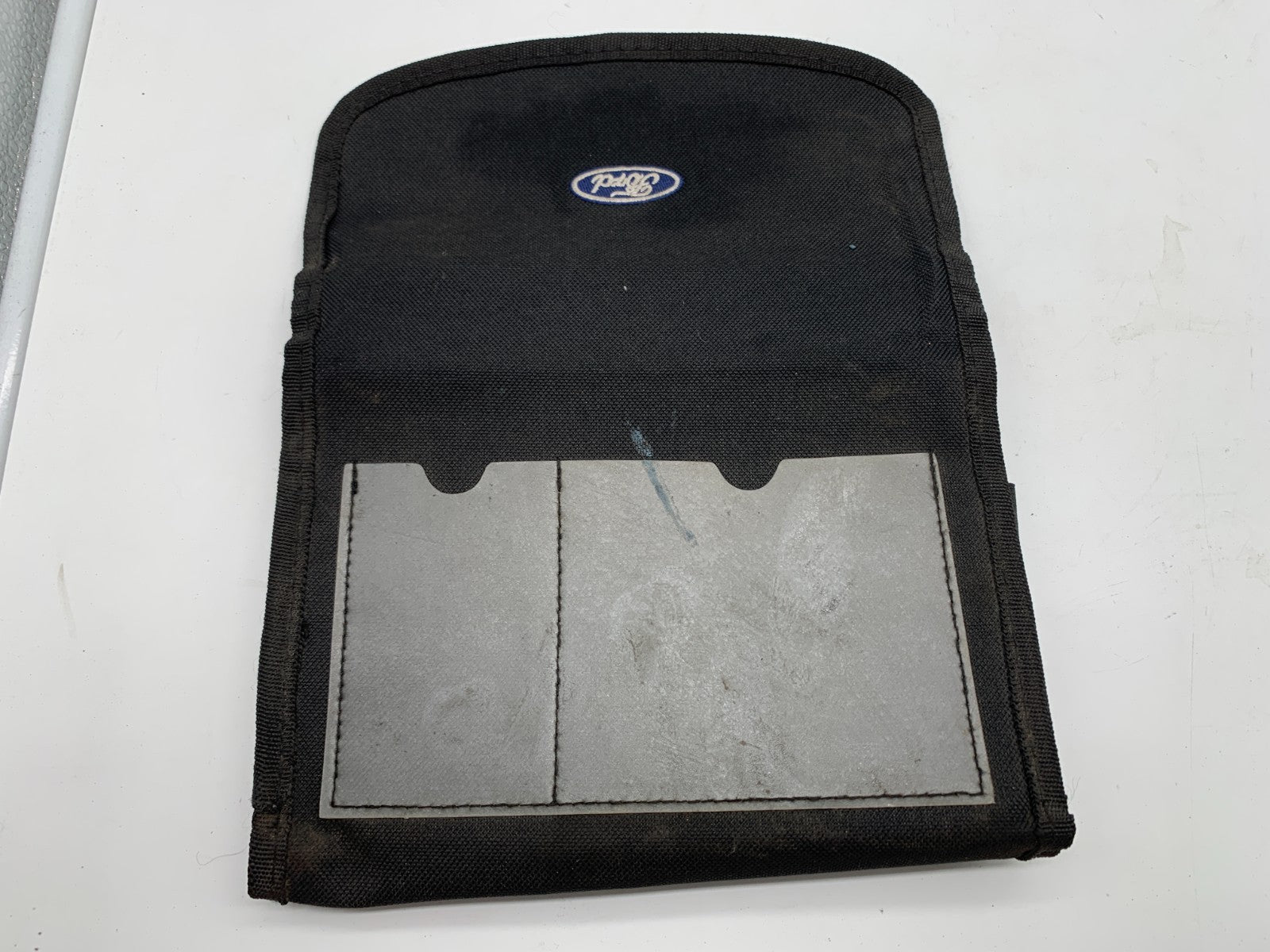 2011 Ford Explorer Owners Manual Set with Case OEM A01B36039