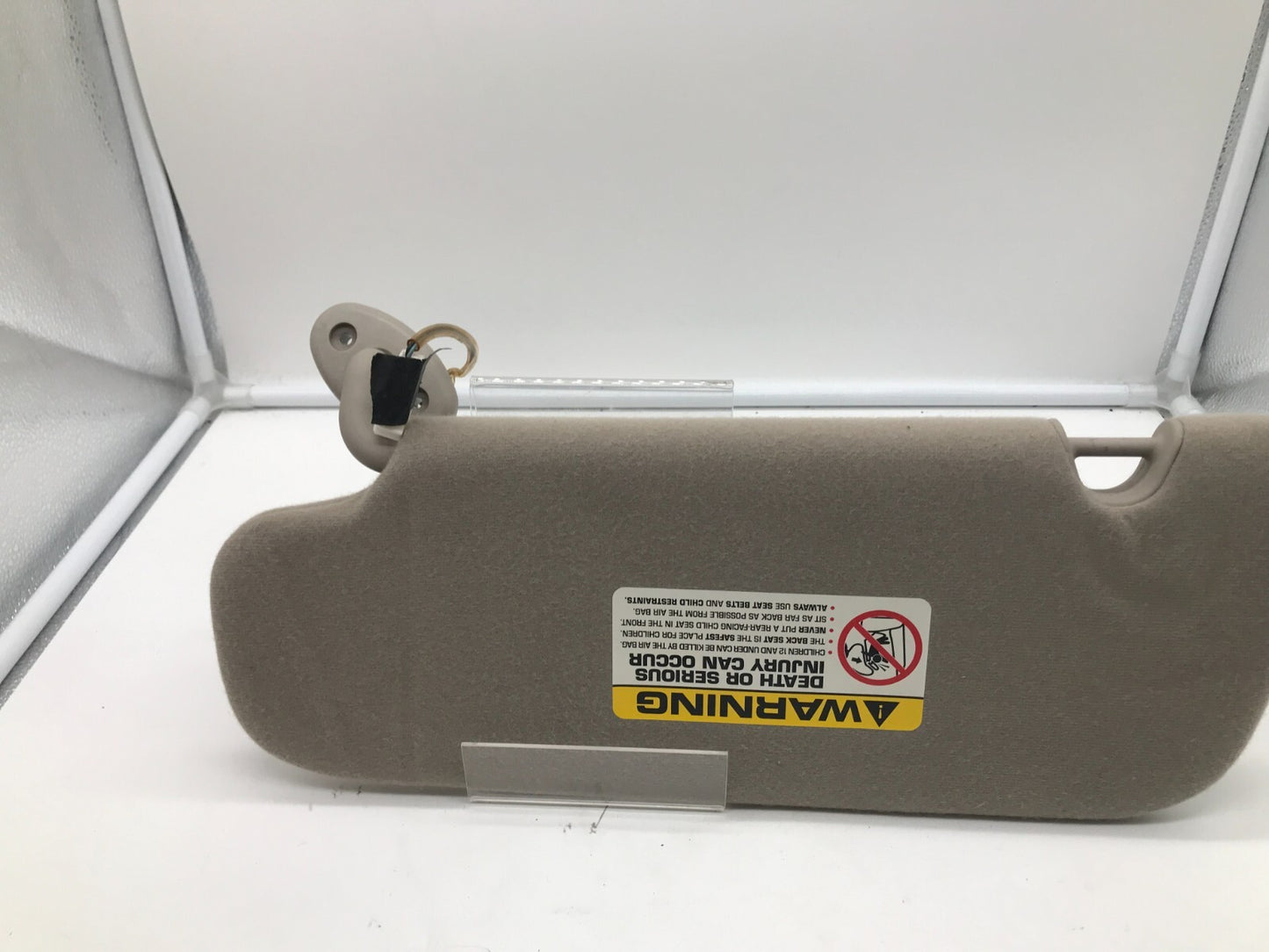 2002-2003 Jeep Liberty Passenger Sun Visor Gray Illumination OEM