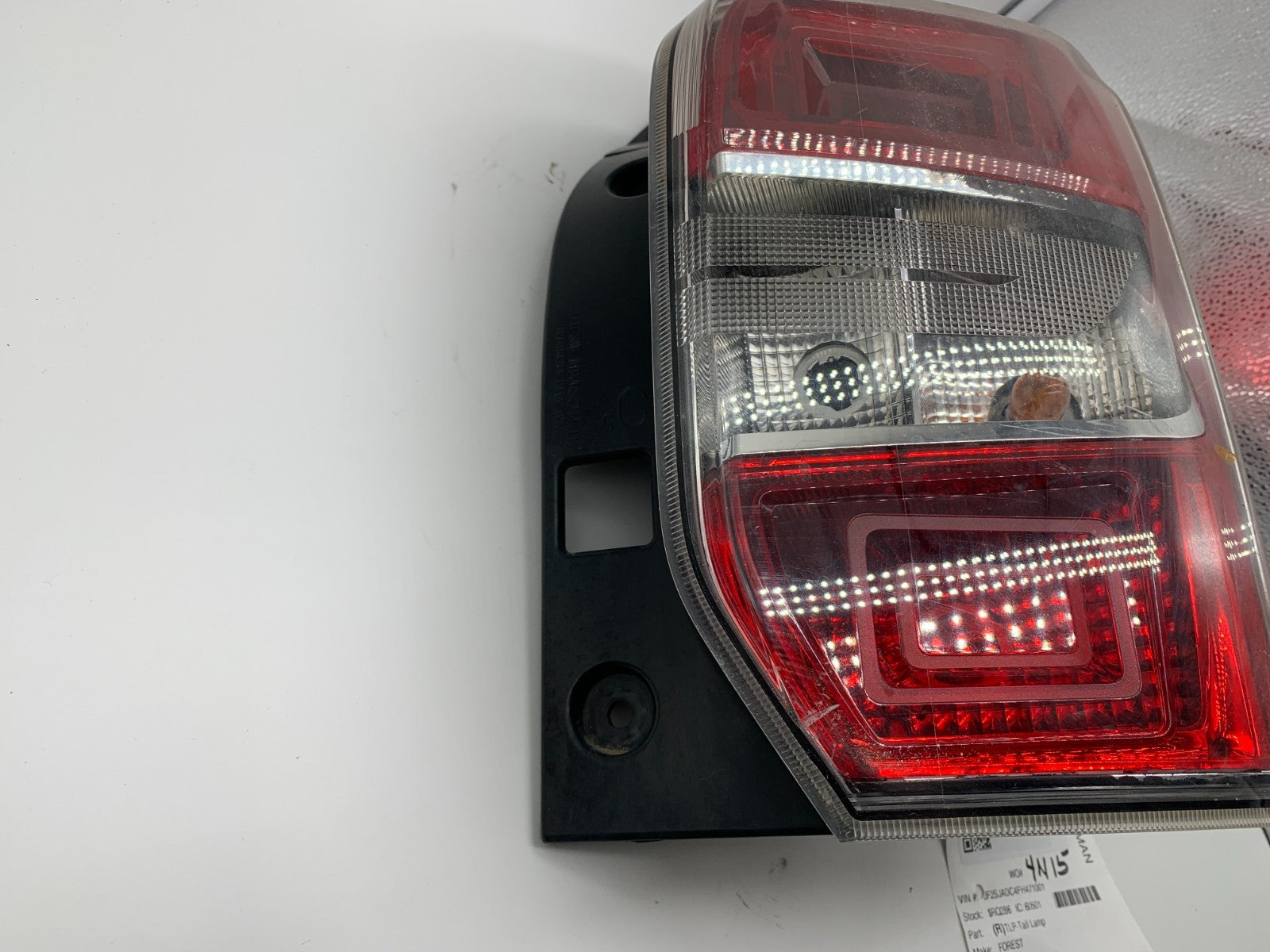2014-2016 Subaru Forester Passenger Side Tail Light Taillight OEM B04B19021
