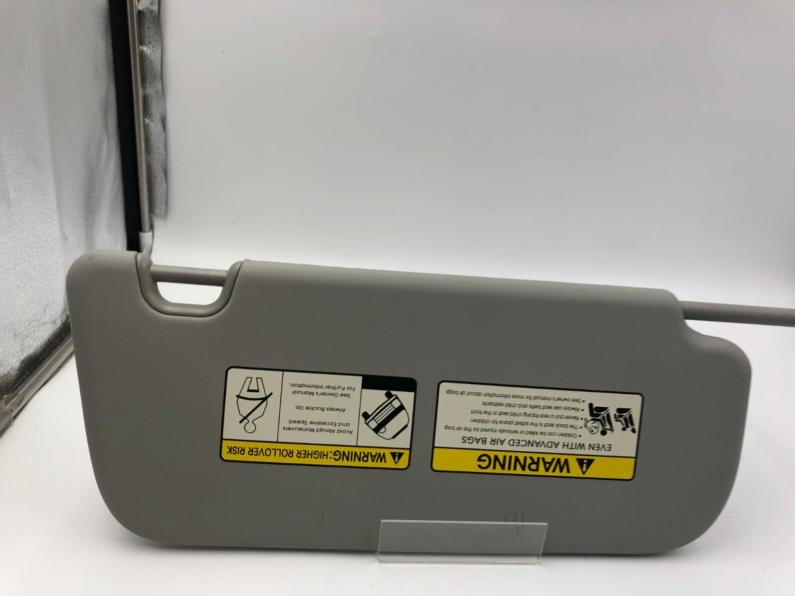 2014-2019 Kia Soul Driver Sun Visor Gray Illuminated OEM C03B23049