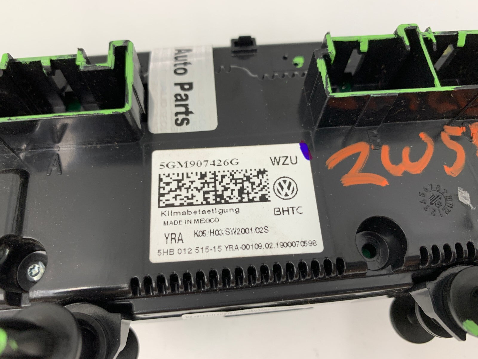 2018-2019 Volkswagen Golf AC Heater Climate Control Unit OEM C01B49050