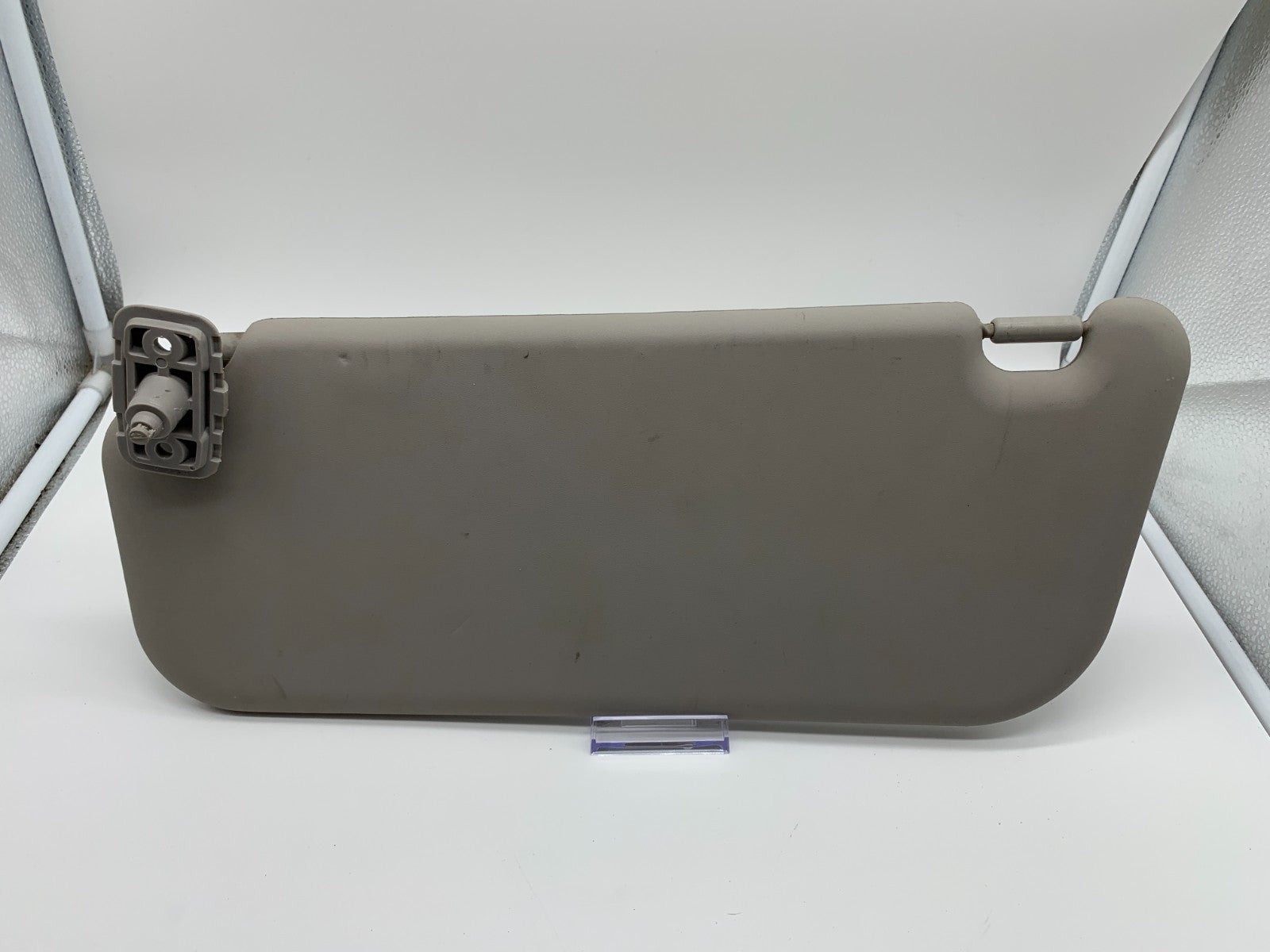 2010-2013 Kia Soul Driver Sun Visor Gray OEM C04B51005