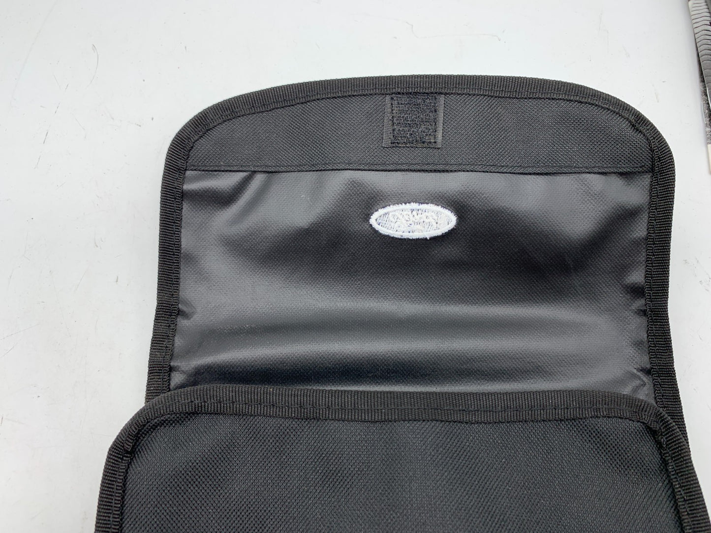 2015 Ford Explorer Owners Manual Set with Case OEM