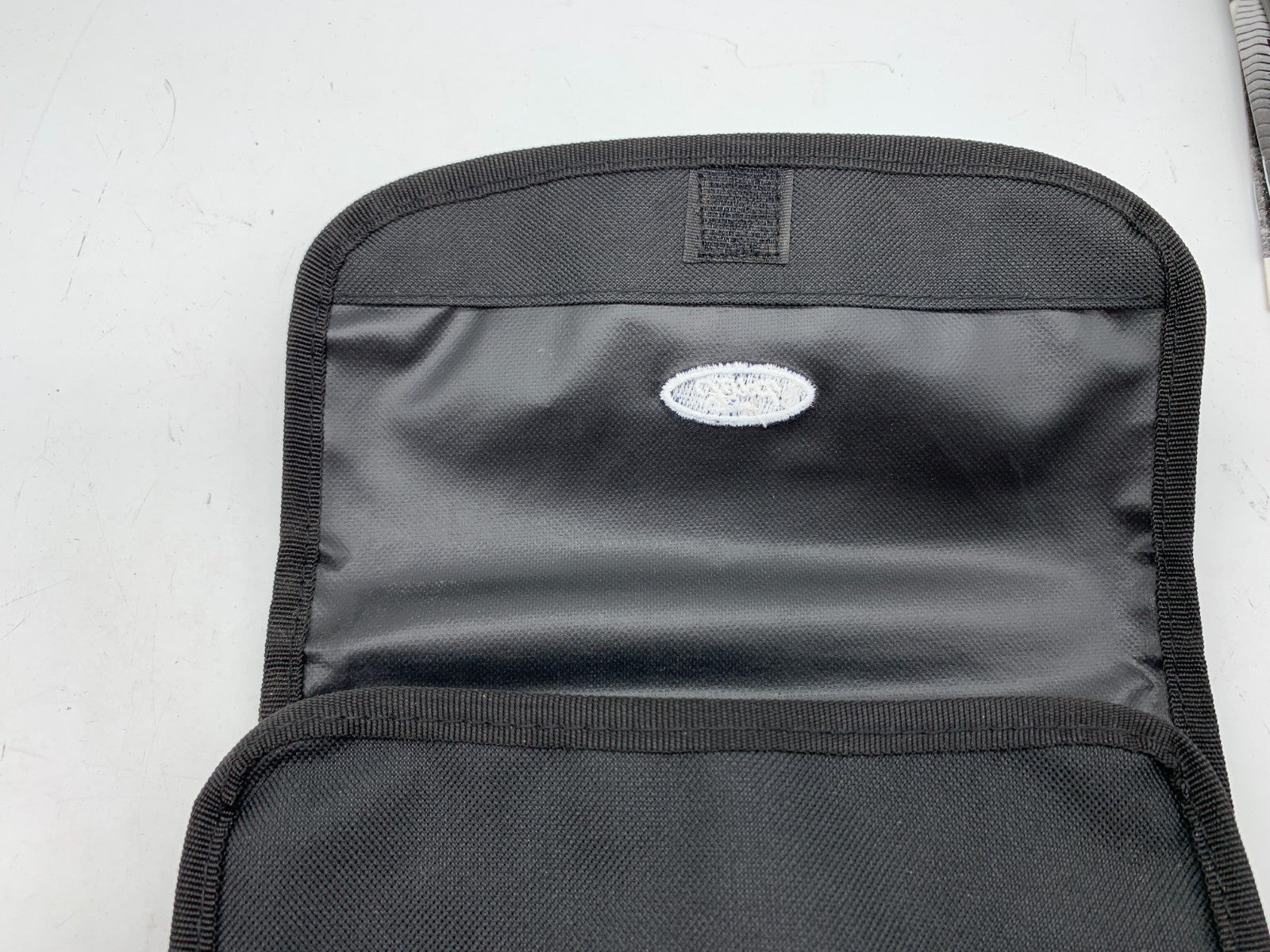 2015 Ford Explorer Owners Manual Set with Case OEM