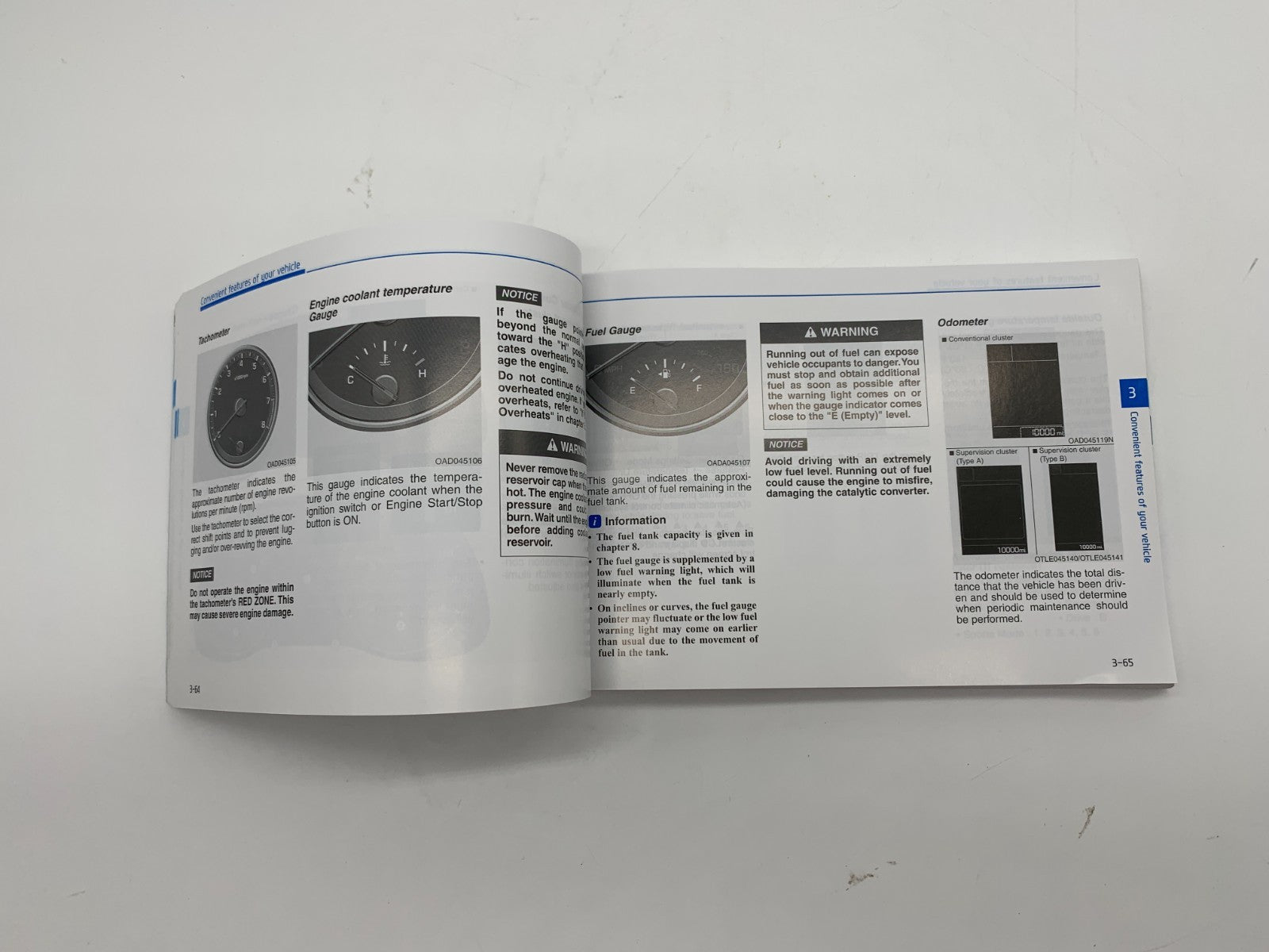 2017 Hyundai Elantra Owners Manual Set OEM D01B22010