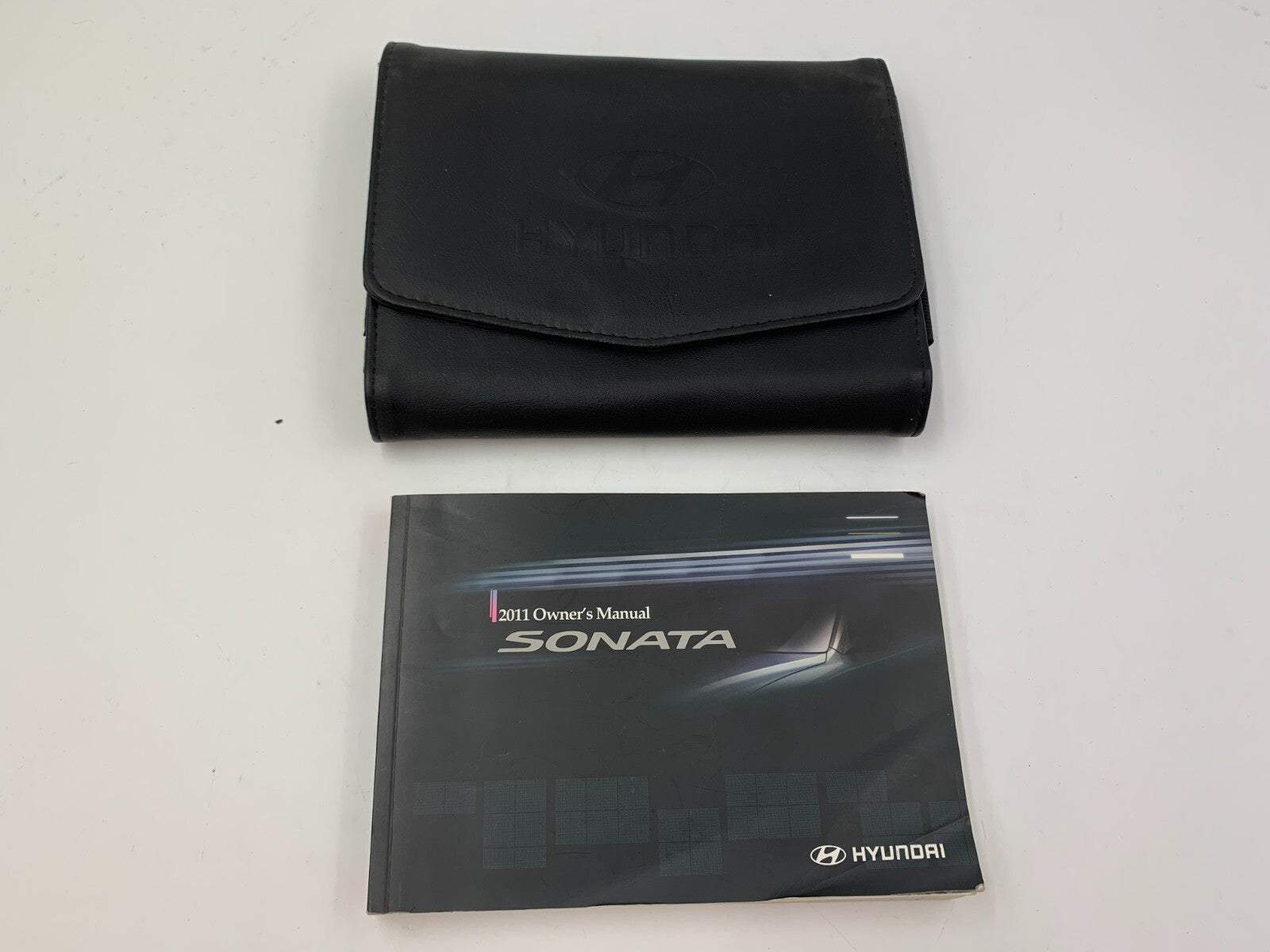 2011 Hyundai Sonata Owners Manual with Case OEM B02B50028