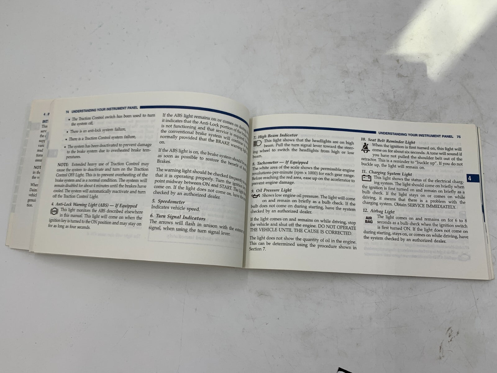 2001 Dodge Neon Owners Manual Set with Case OEM C03B67011