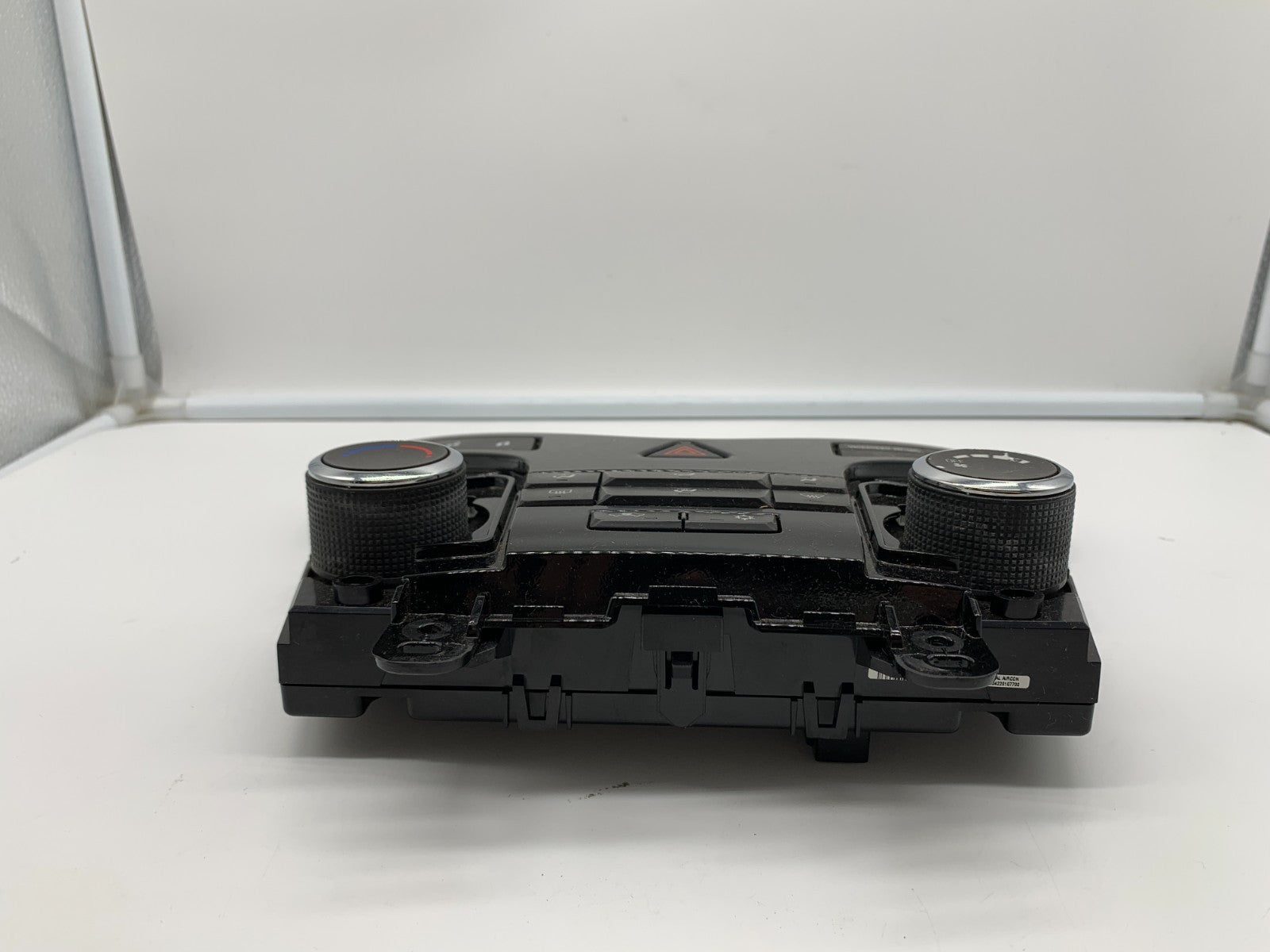 2011-2012 Chevrolet Cruze AC Heater Climate Control Unit OEM C04B20026