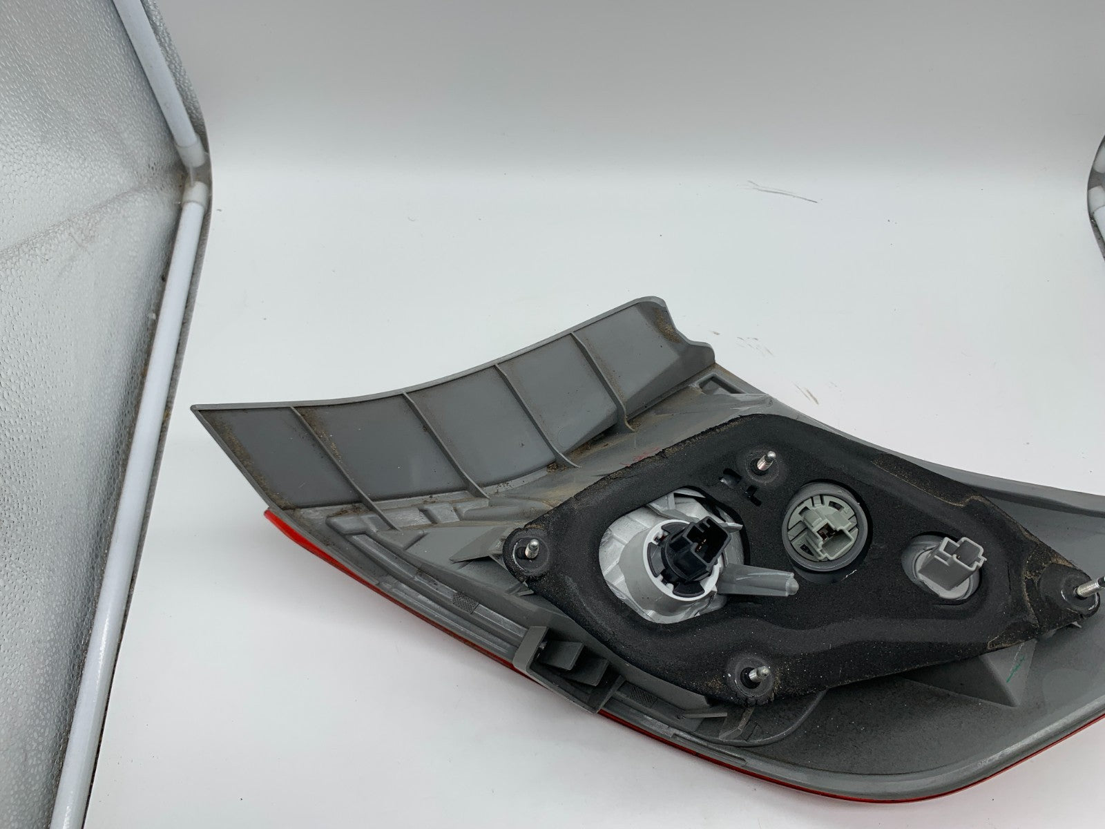 2012-2014 Toyota Camry Driver Side Tail Light Taillight OEM C02B34002