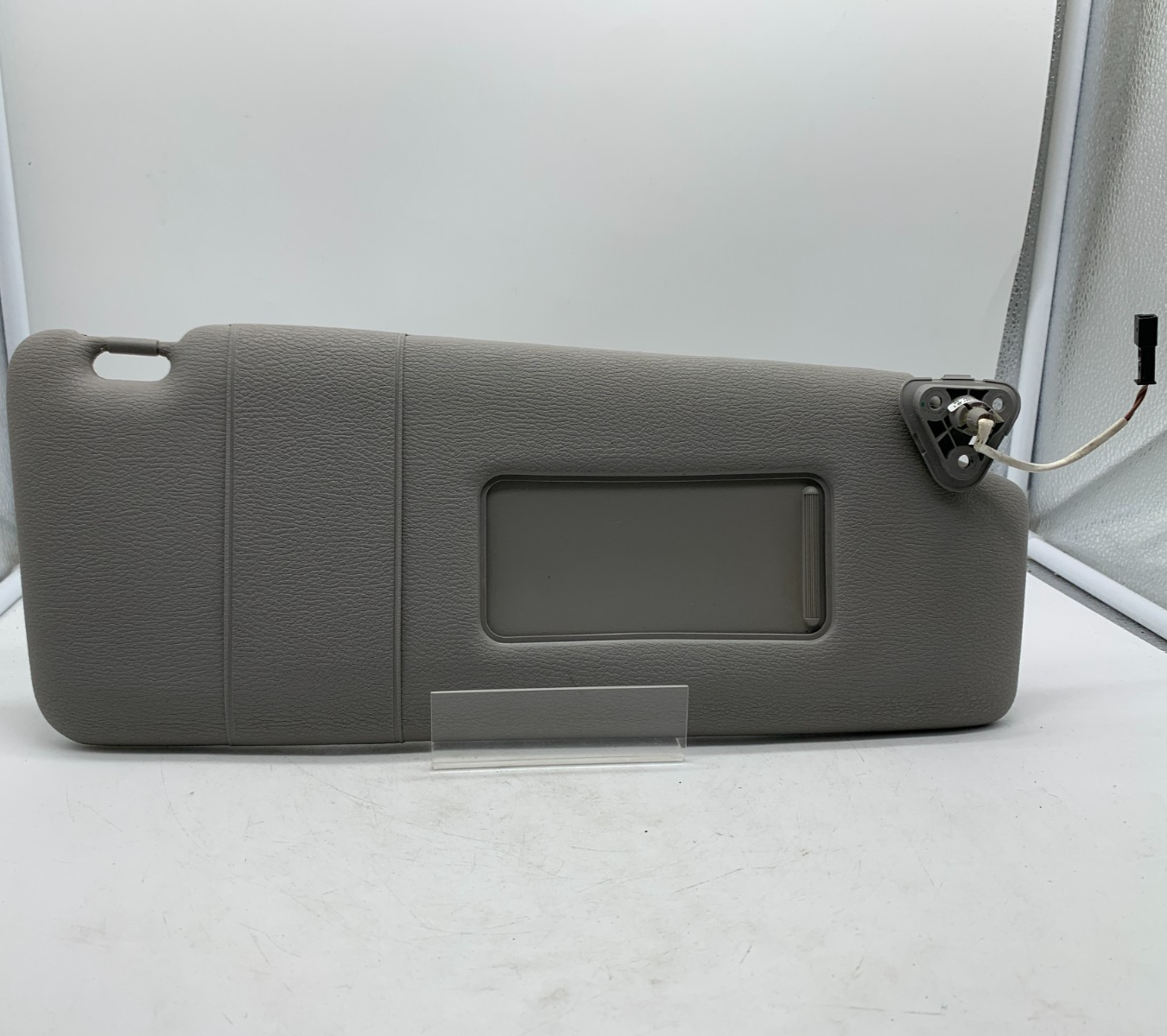 2007-2010 BMW X3 Passenger Sun Visor Gray Illuminated OEM A02B51010