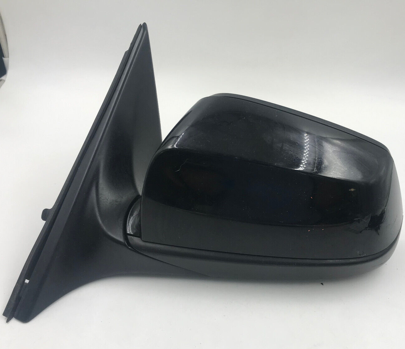 2011-2012 BMW 740i Driver Side View Power Door Mirror Black OEM D02B26002