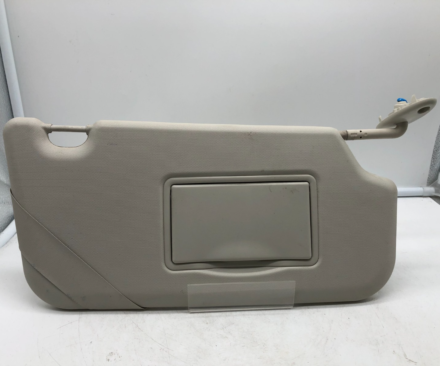 2012-2013 Ford Focus Passenger Sun Visor Ivory OEM A02B10006