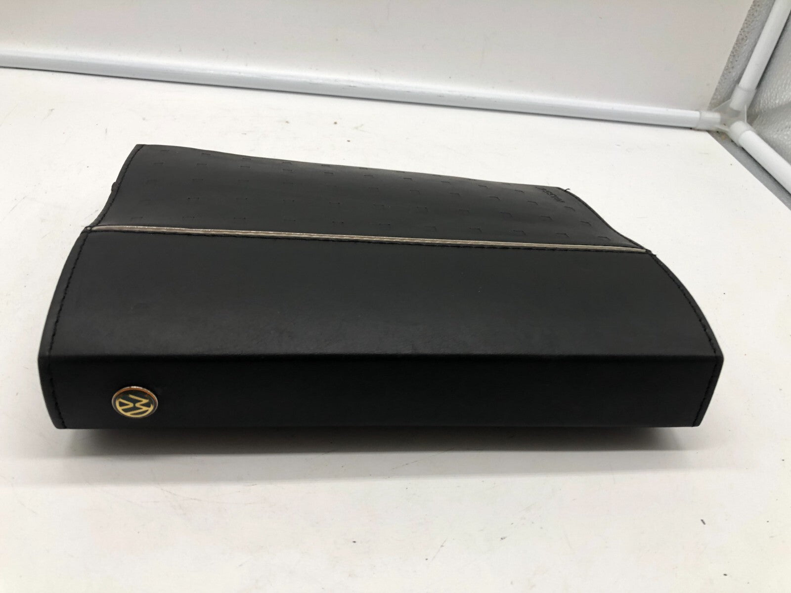 2006 Volkswagen Passat Owners Manual Set with Case OEM C02B53055