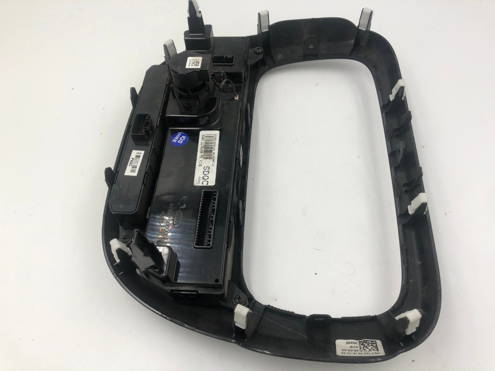 2017-2019 Kia Soul AC Heater Climate Control Unit OEM D04B27031