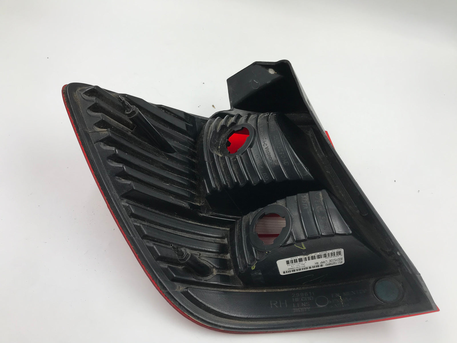 2009-2011 Dodge Journey Passenger Side Tail Light Tailight OEM C03B28004