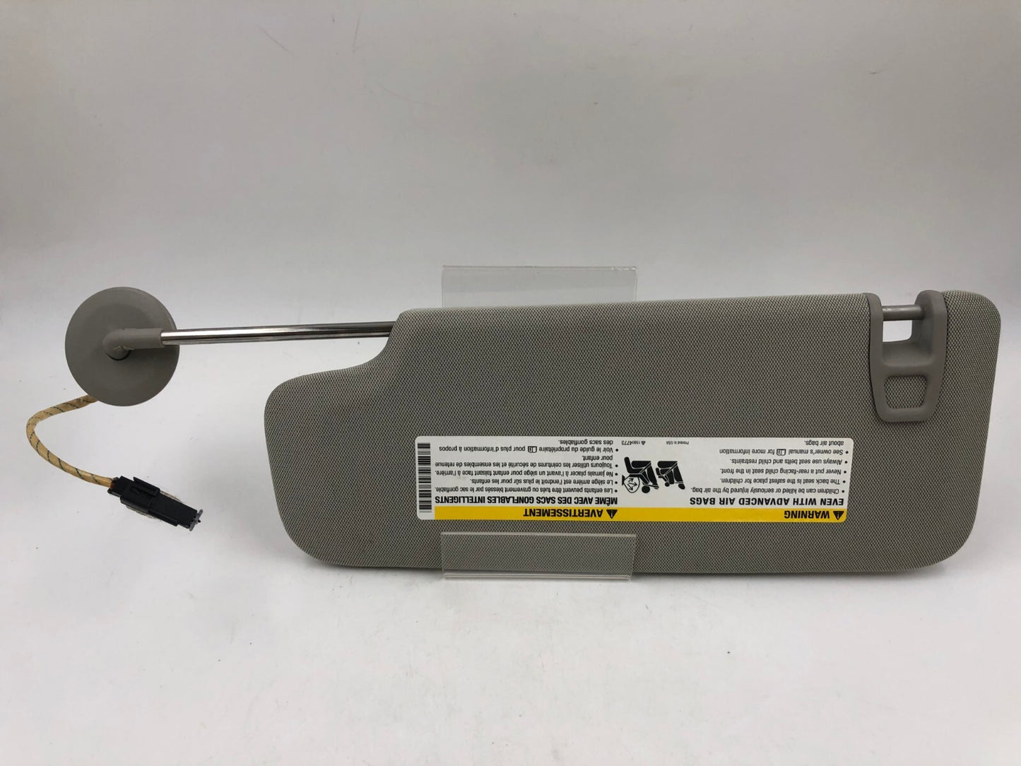 2013-2016 Chevrolet Malibu Passenger Sun Visor Gray Illuminated OEM C02B37054