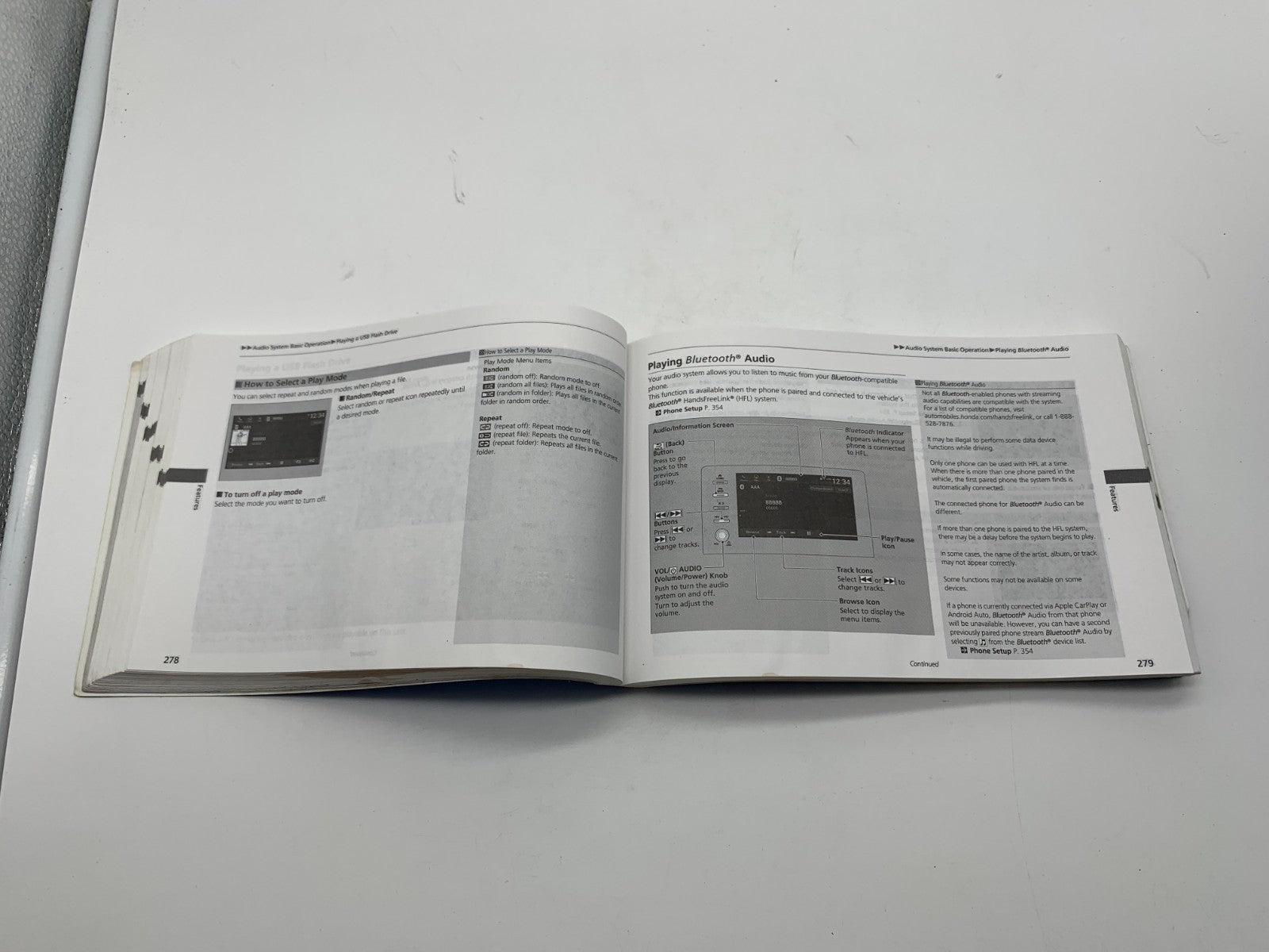 2022 Honda Insight Owners Manual Set with Case OEM B03B02005