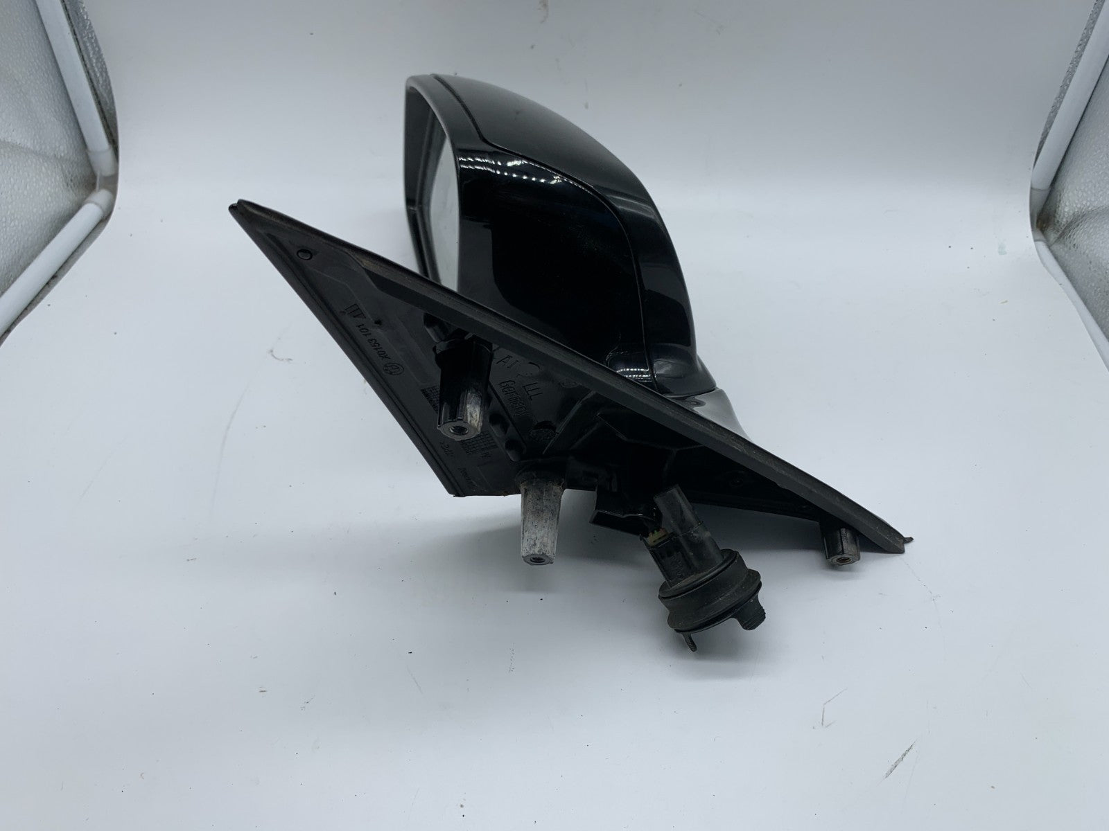 2011-2012 BMW 535i Driver Side View Power Door Mirror Black OEM D03B40003