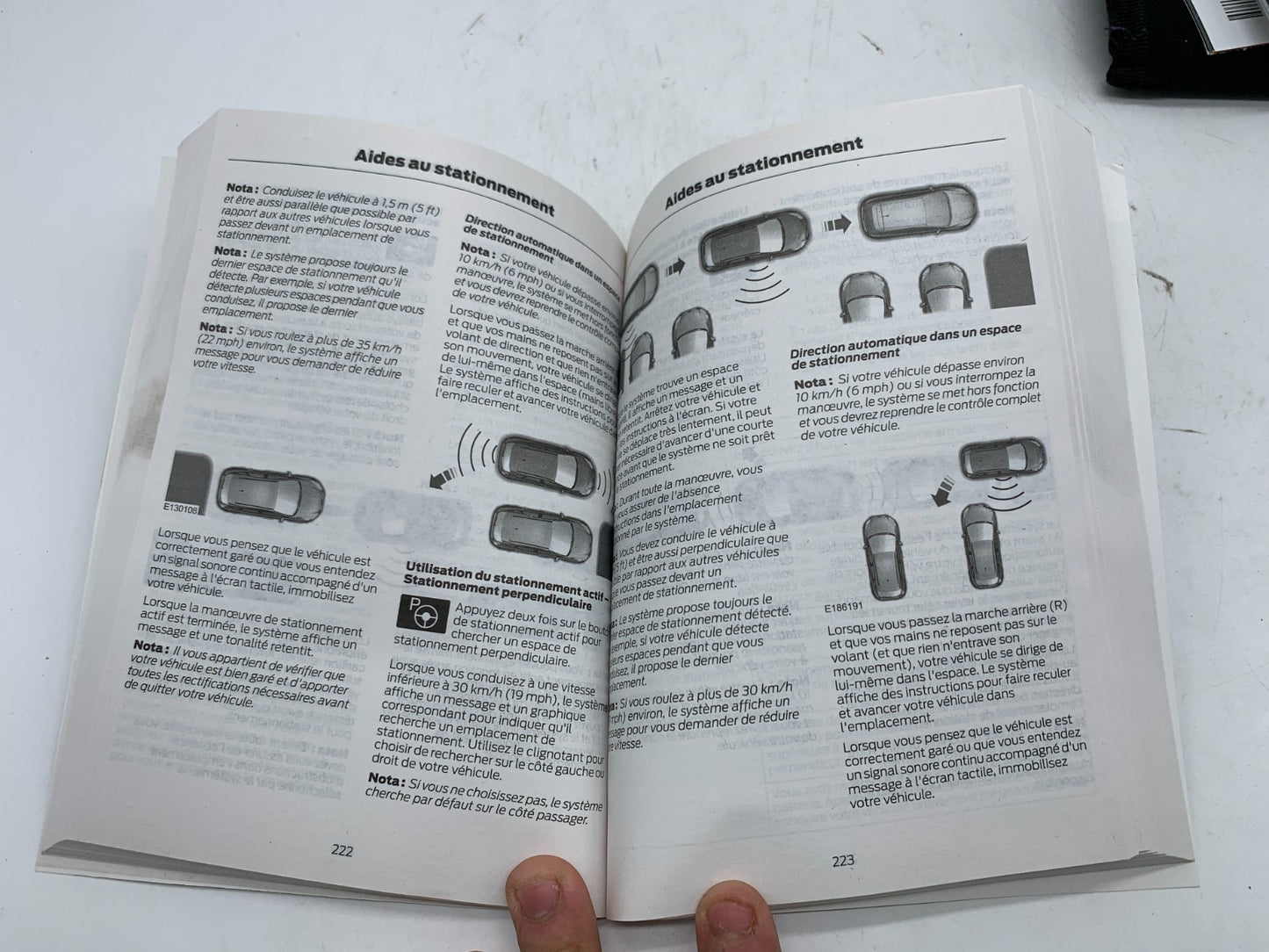 2018 Ford Edge Owners Manual Set with Case OEM B01B16008