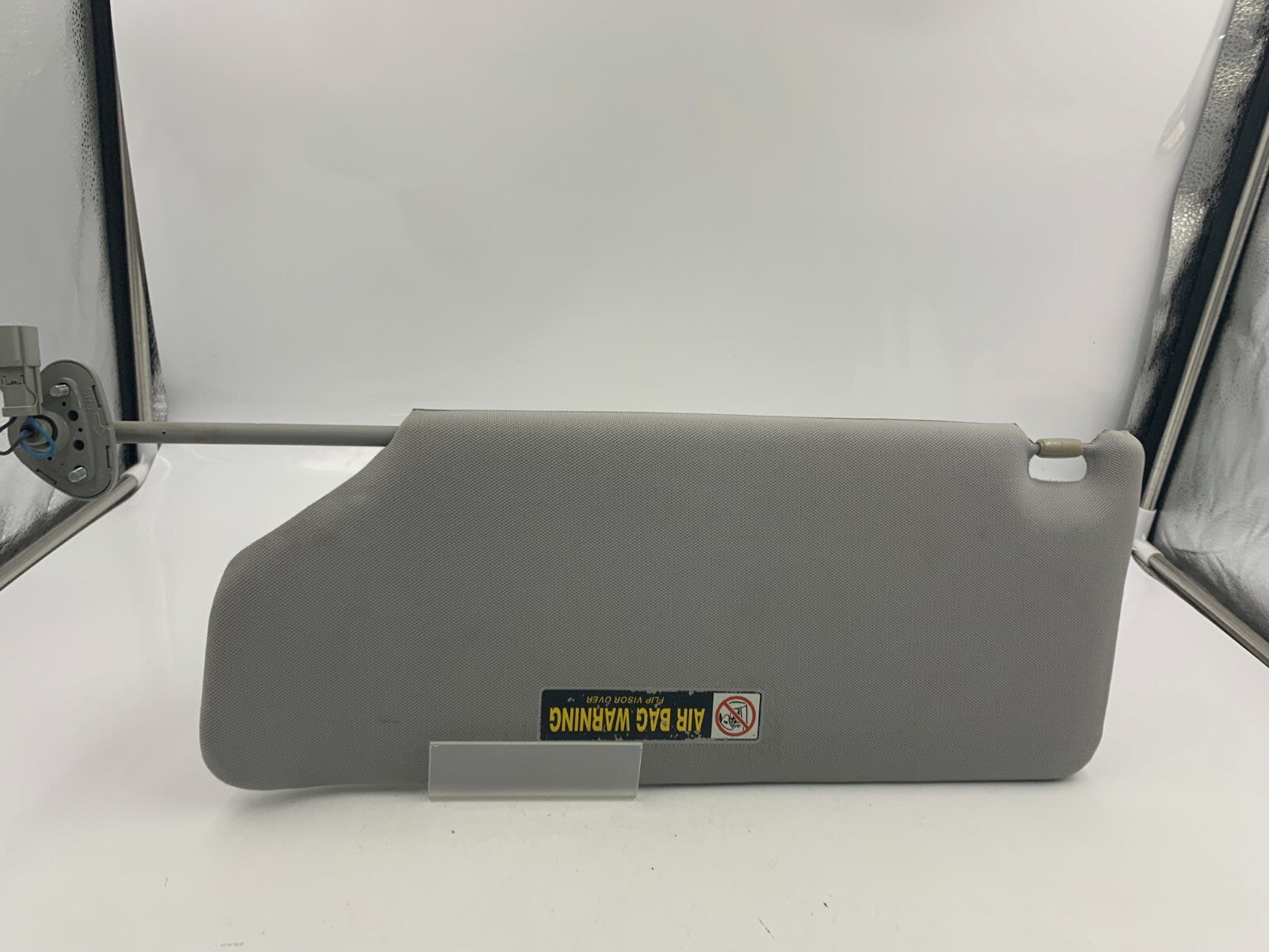2005 Honda Odyssey Passenger Sun Visor Illuminated Gray OEM A02B53034