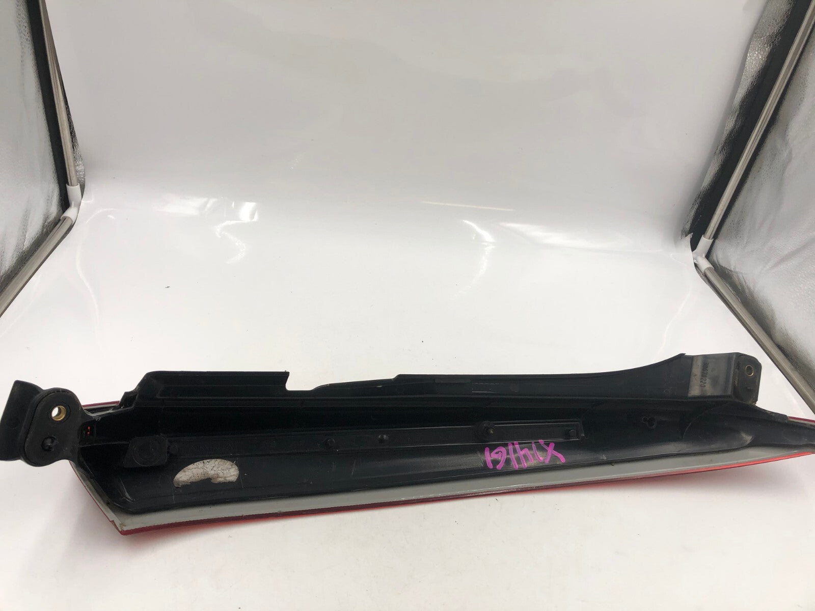 2003-2006 Volvo XC90 Driver Side Upper Tail Light Taillight OEM C04B41008