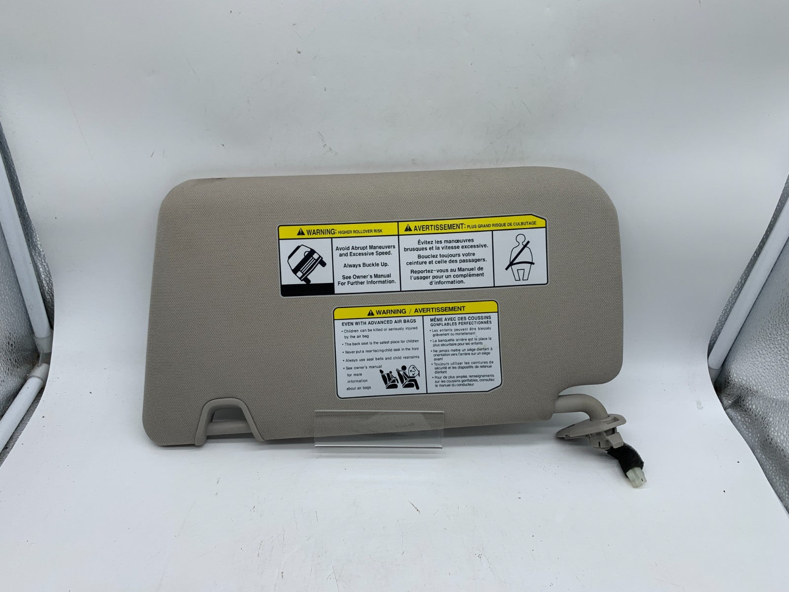 2014-2017 Nissan Rogue Passenger Sun Visor Gray with Illumination OEM A02B49007
