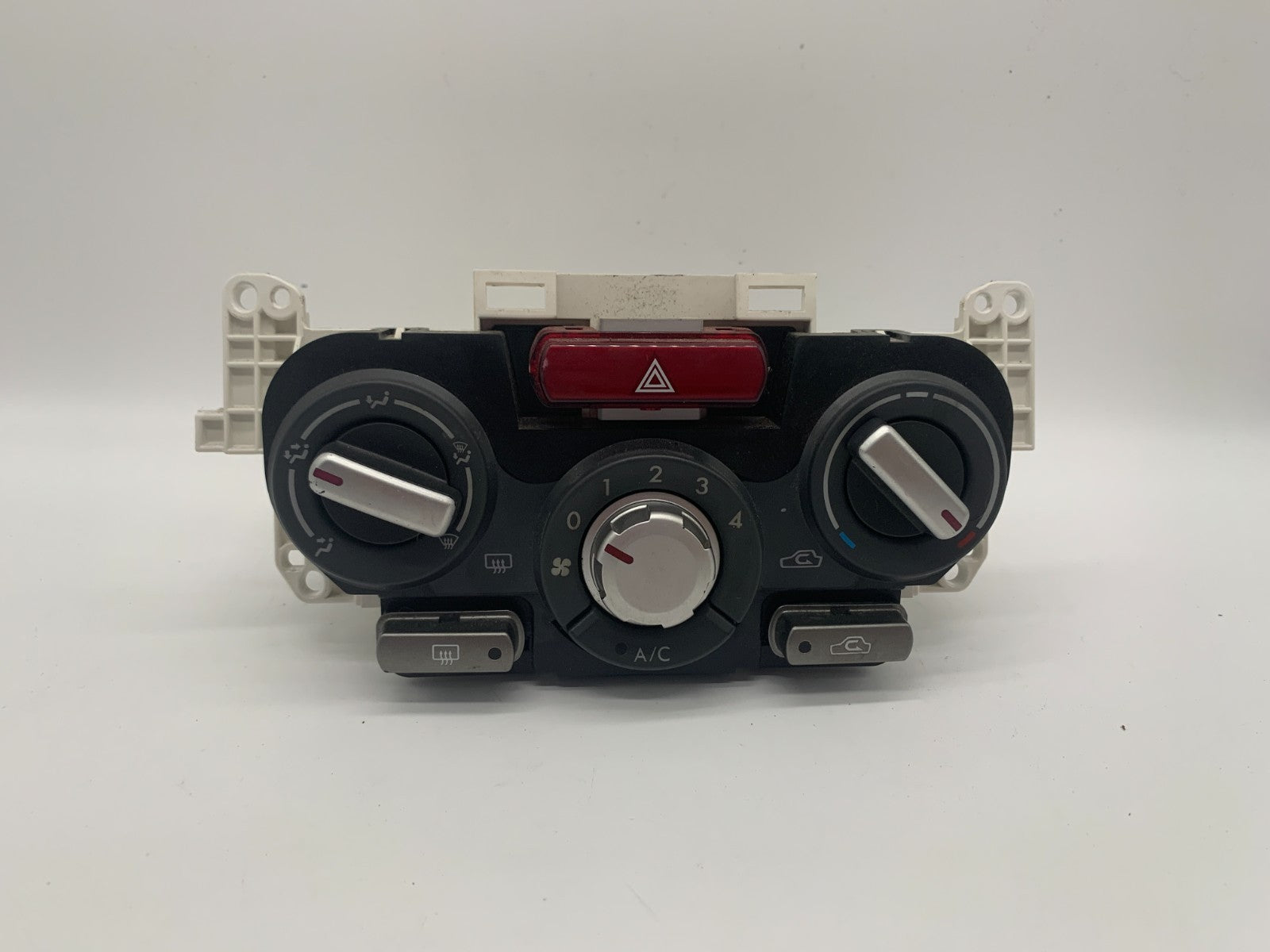 2012 Subaru Forester Climate Control AC Heater Temperature Unit OEM 72311SC010