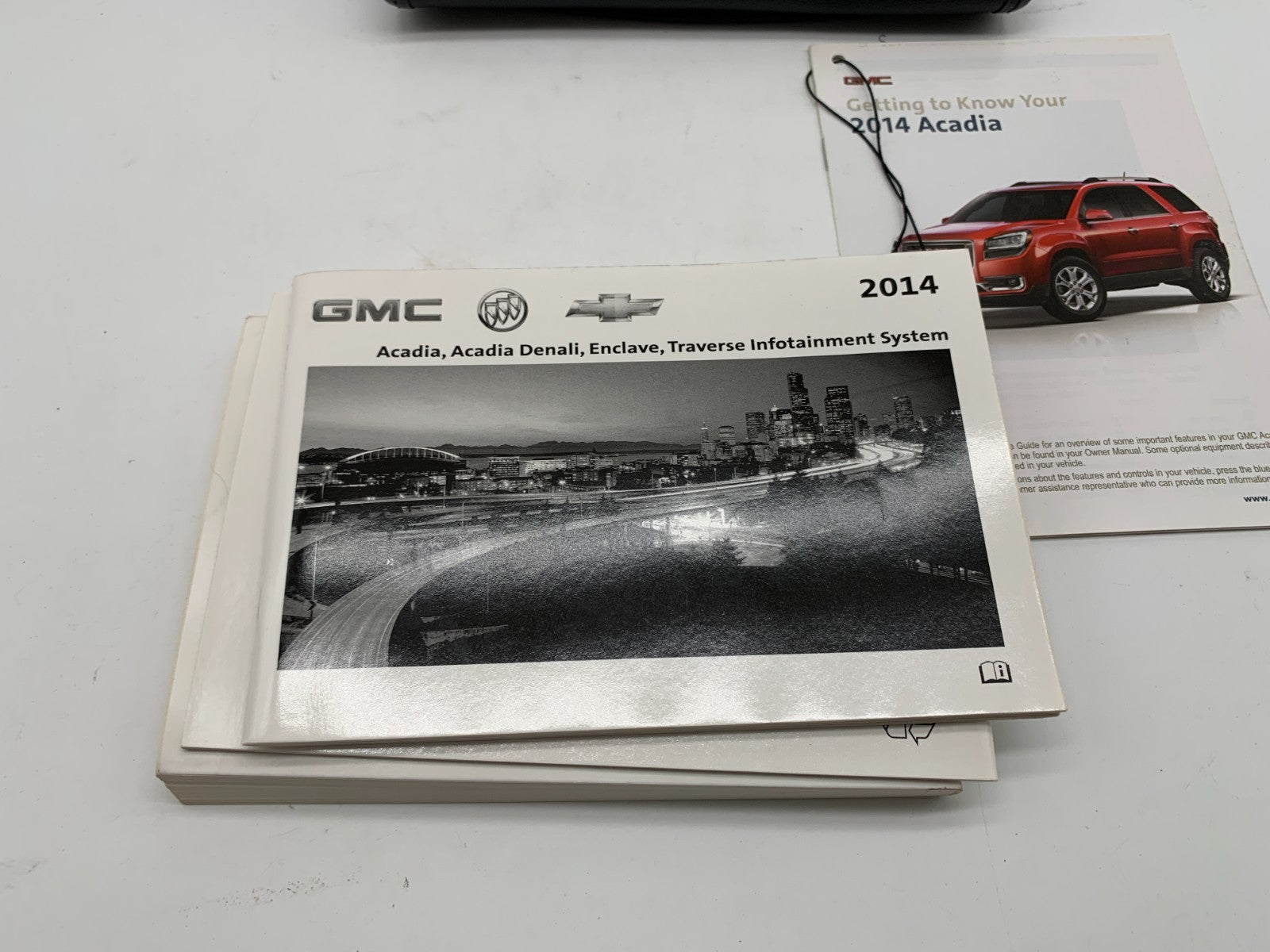 2014 GMC Acadia Denali Owners Manual Set with Case OEM B04B55051