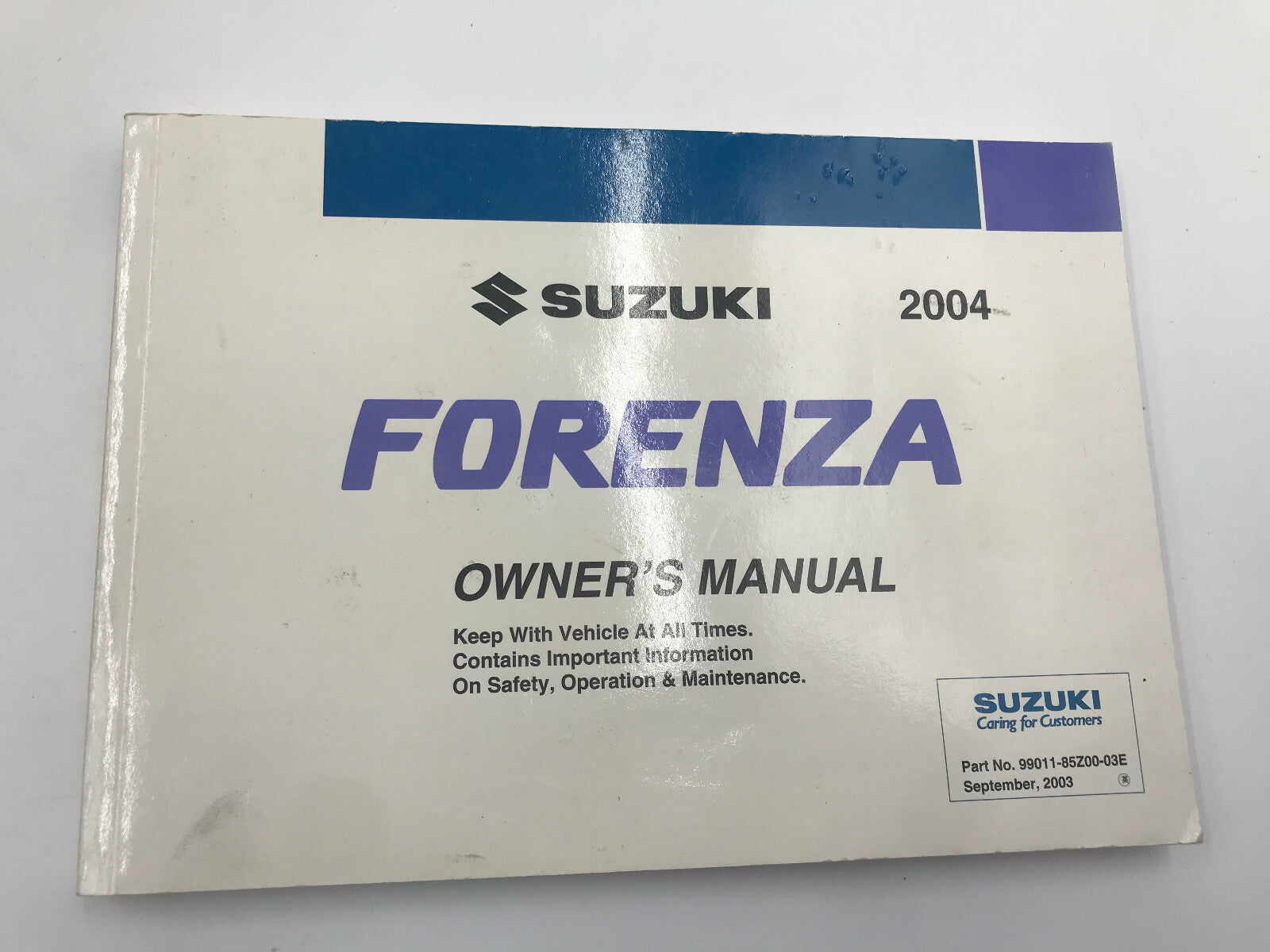 2004 Suzuki Forenza Owners Manual Set with Case B02B22041