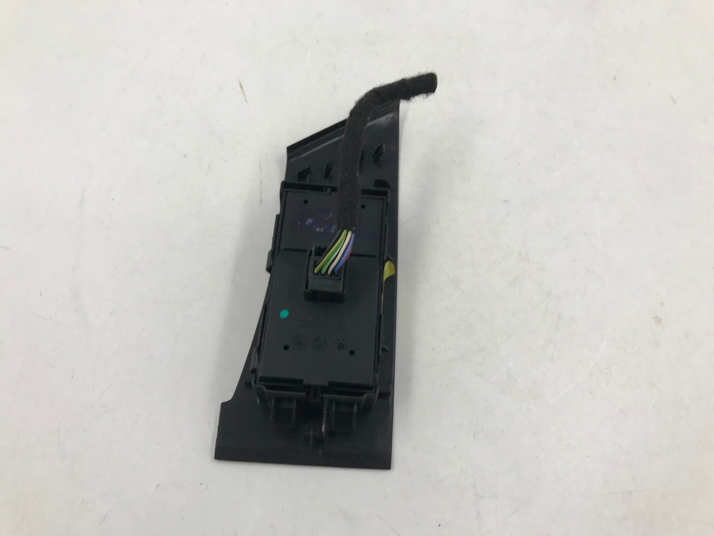 2015-2017 Buick Verano Master Power Window Switch OEM C04B57008
