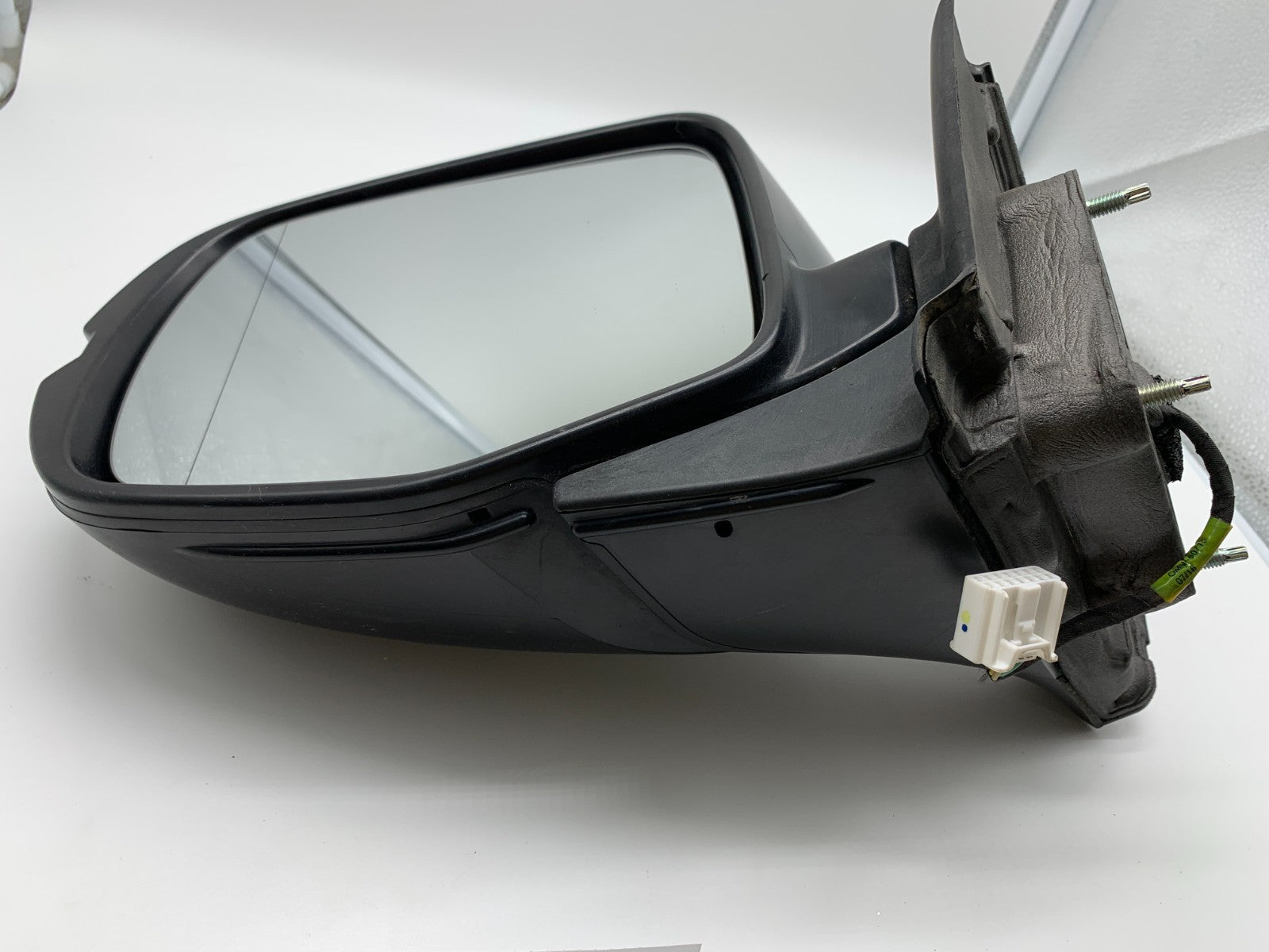 2017-2018 Honda Pilot Driver Side View Power Door Mirror Gray OEM C03B10001