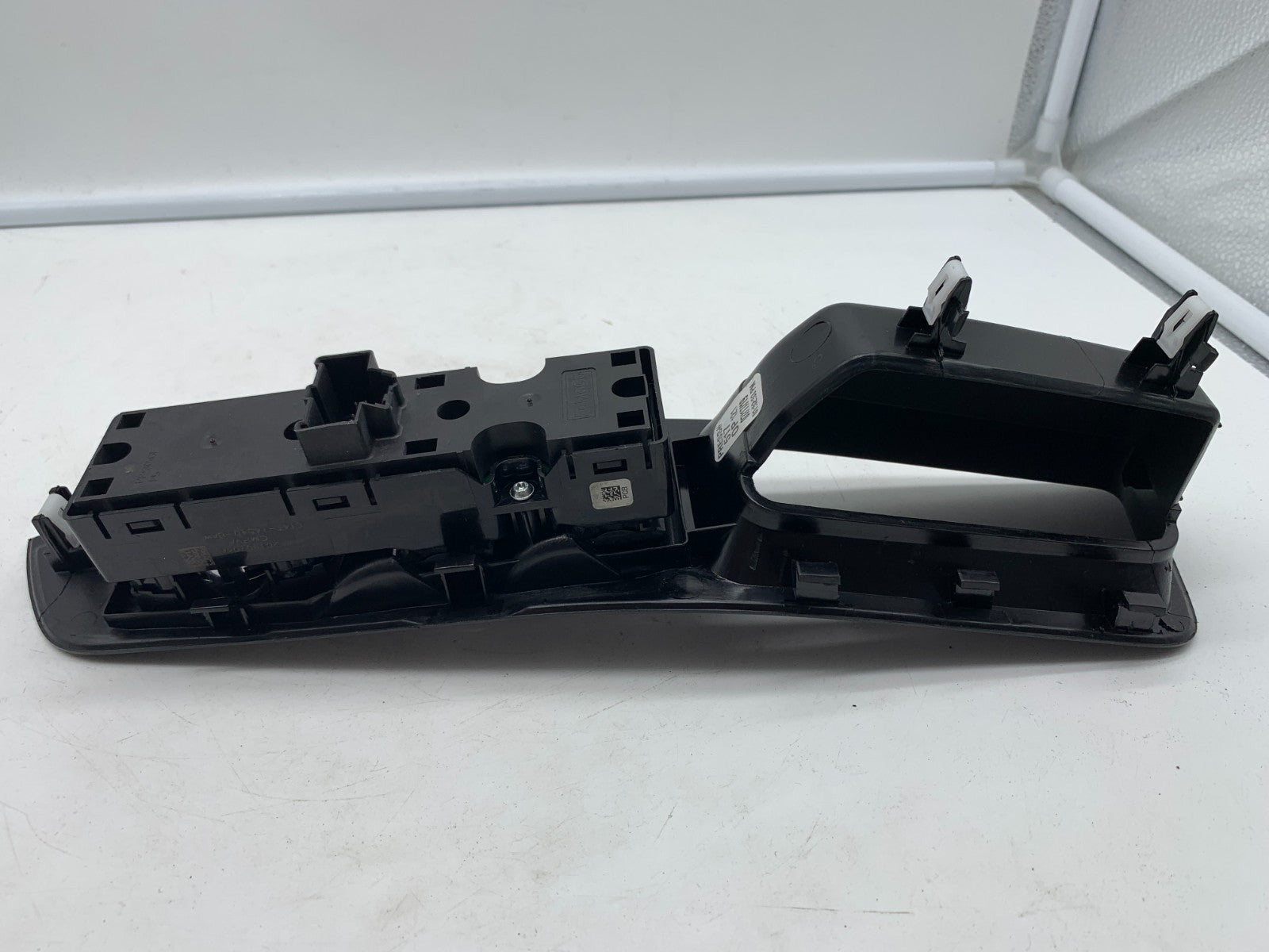 2016-2020 Ford Edge Master Power Window Switch OEM A03B25094