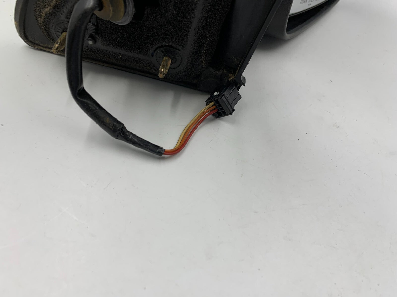 2002-2007 Jeep Liberty Passenger Side View Power Door Mirror Black OEM D04B07042