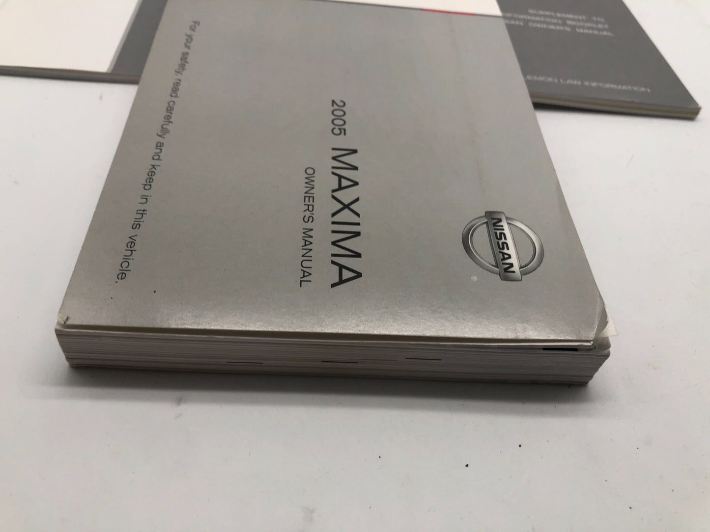 2005 Nissan Maxima Owners Manual Set with Case OEM B03B43002