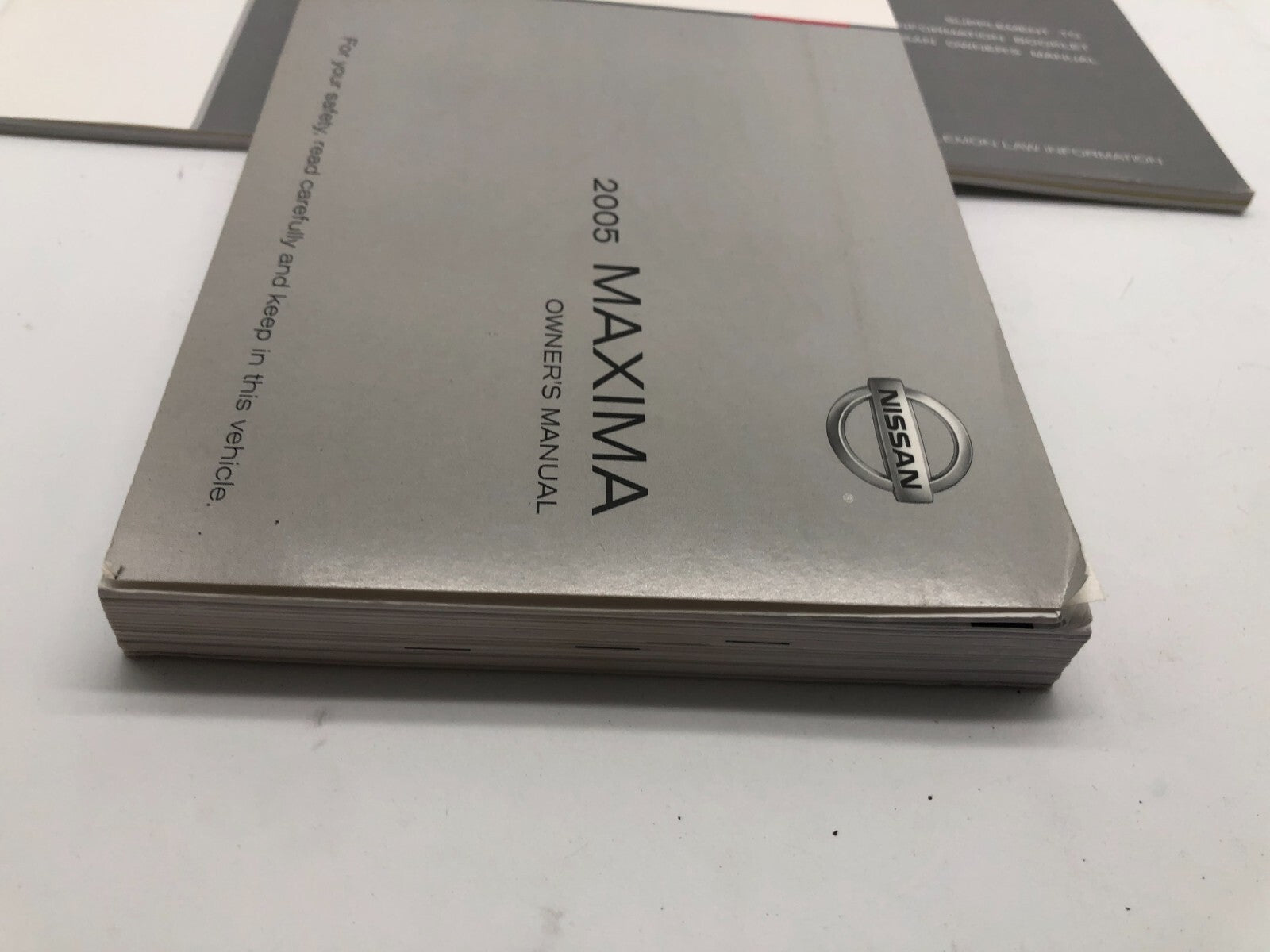 2005 Nissan Maxima Owners Manual Set with Case OEM B03B43002