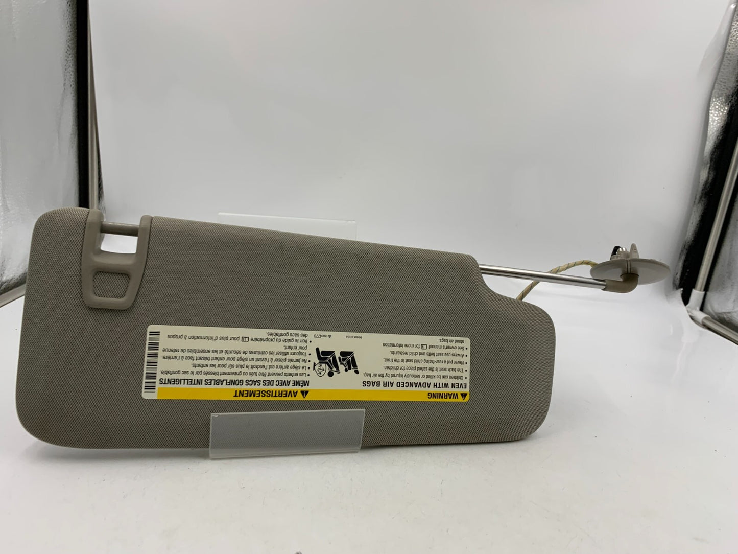 2014-2019 Cadillac ATS Driver Sun Visor Gray Illuminated OEM D02B63006