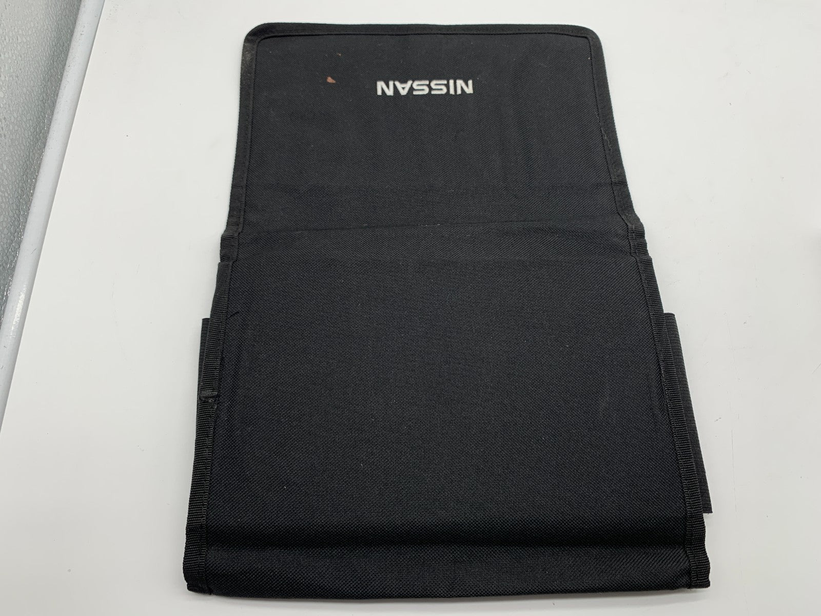 2015 Nissan NV200 Owners Manual with Case OEM C01B49005