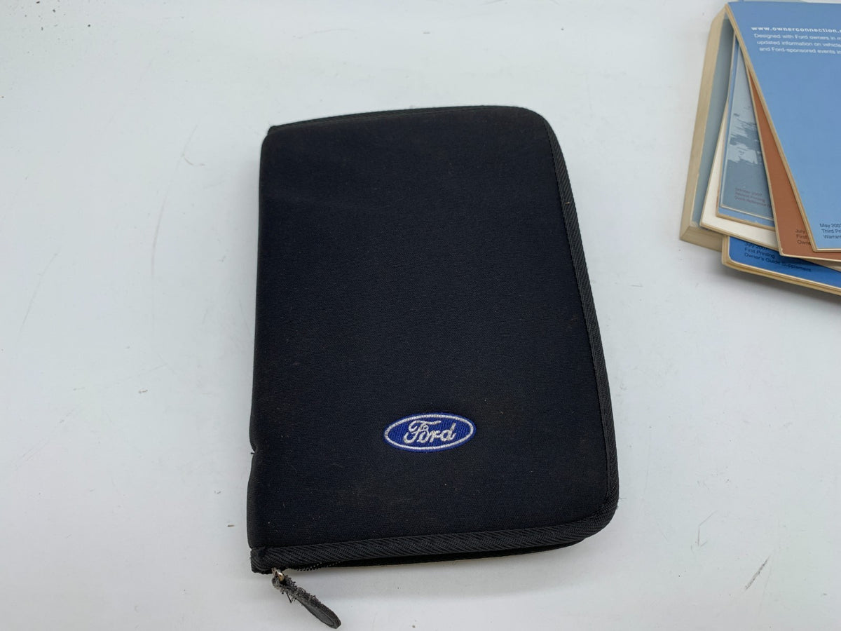 2008 Ford Expedition Owners Manual Set with Case OEM R01B18020
