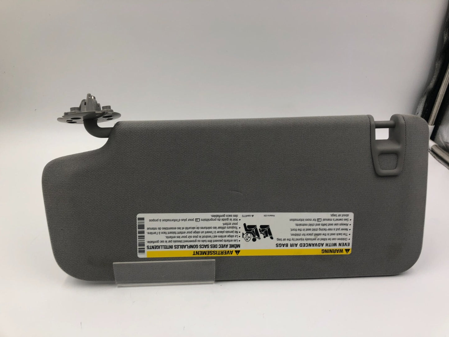 2017-2021 Chevrolet Trax Passenger Sun Visor Gray OEM B04B31031